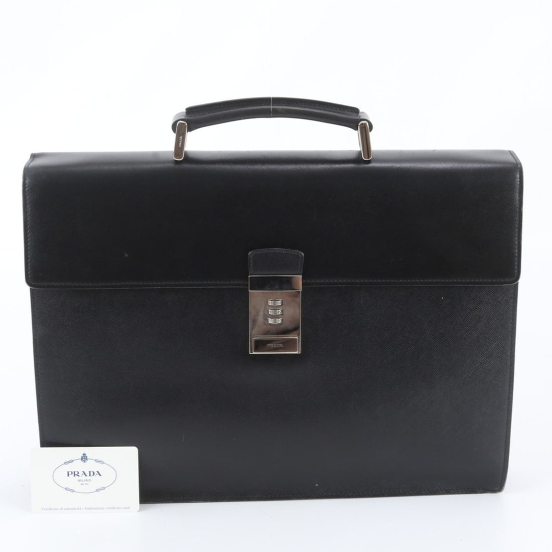 Prada Saffiano Leather V215 Business Bag Briefcase Tote for Men, with Guarantee Card: --- Catalog ---Category: SizeSize (HxWxD): 28cm x 38cm x 7cm / 11.02'' x 14.96'' x 2.75''Category: DesignType: Briefcase, Tote bagColor: BlackGender: MenMaterial: Leather Category: GeneralLine: Saffia