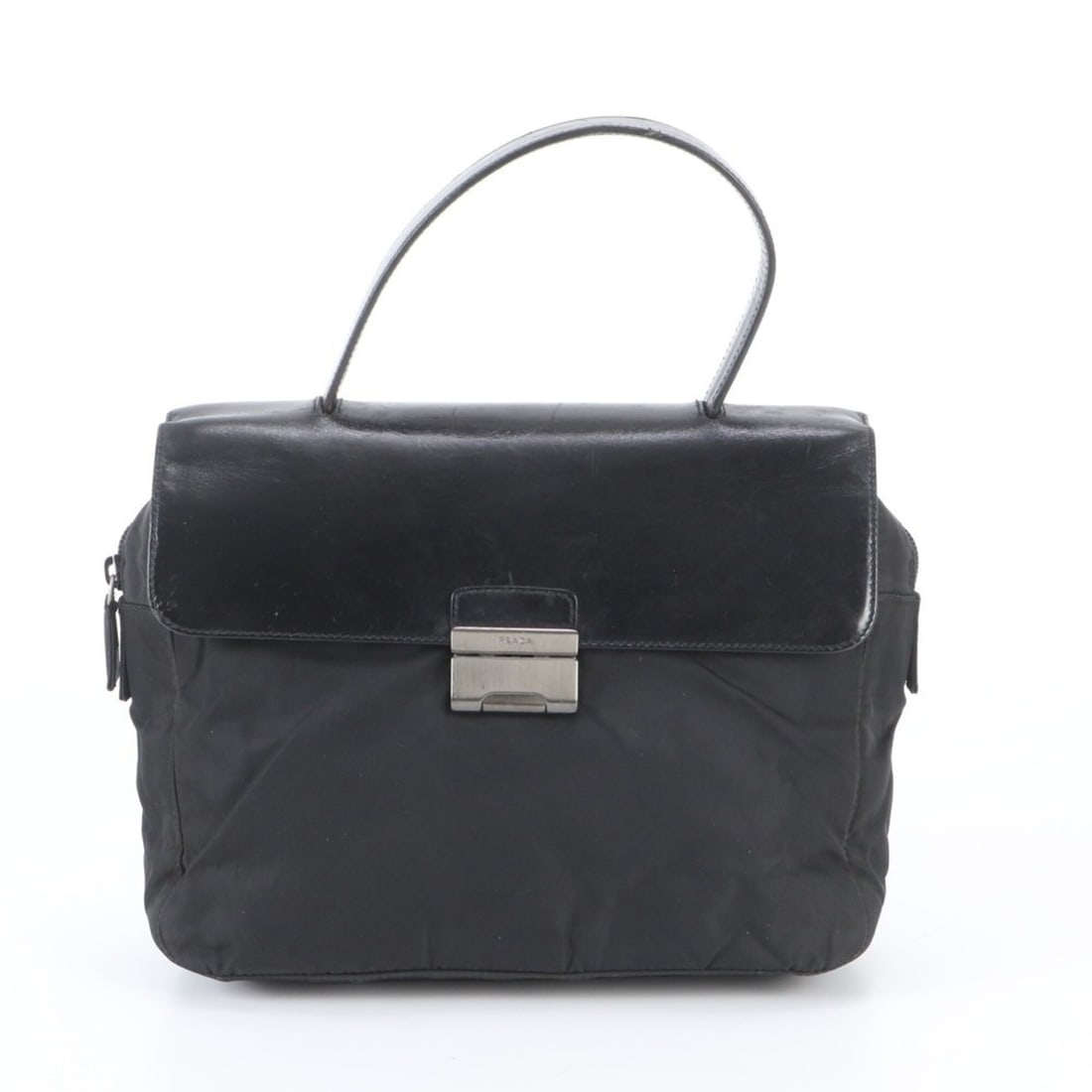 Prada Tessuto Nylon Leather Handbag, Black, Brand Name, Women's: --- Catalog ---Category: SizeSize (HxWxD): 22cm x 25cm x 8cm / 8.66'' x 9.84'' x 3.14''Category: DesignType: HandbagColor: BlackGender: WomenMaterial: Nylon , Leather Category: GeneralBrand:
