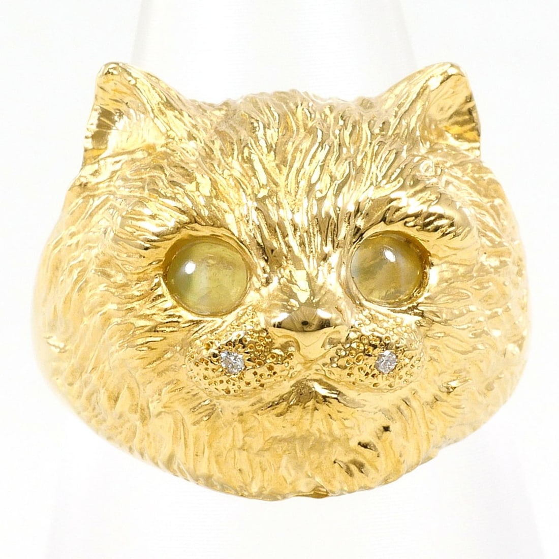 18K (18-karat) Yellow Gold Ring with Chrysoberyl Cat's Eye and Diamond (carat weight not stamped). (1 of 20)