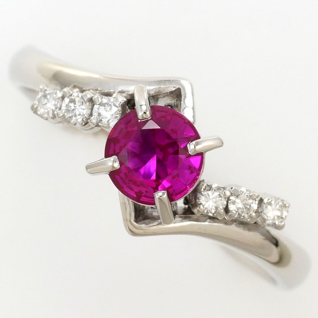 PT900 Platinum Ring, 1 piece, Synthetic Ruby and Diamond 0.10ct, Total Weight 5.2g, Jewelry (1 of 10)
