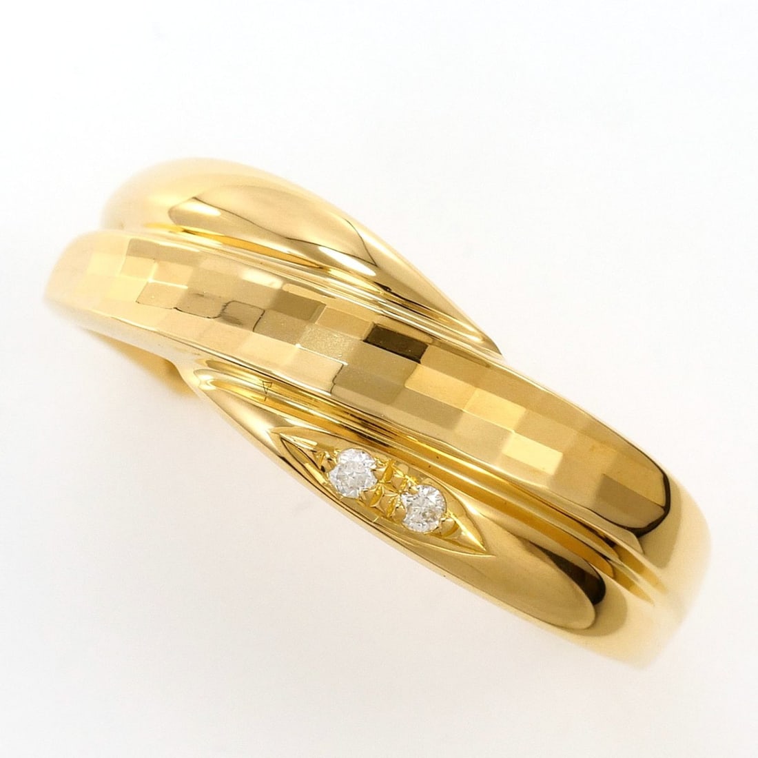 18K (18-karat) Yellow Gold Ring with 1 Diamond (carat mark not specified), Total Weight 3.3g,: --- Catalog ---Category: SizeWidth: 7mm / 0.28''Weight: 3.3g / 0.11oz.JP Size: 18US Size: 9Category: DesignType: Band ringColor: Yellow goldMetal: GoldStone: DiamondGender: Women,MenMaterial: Yellow g