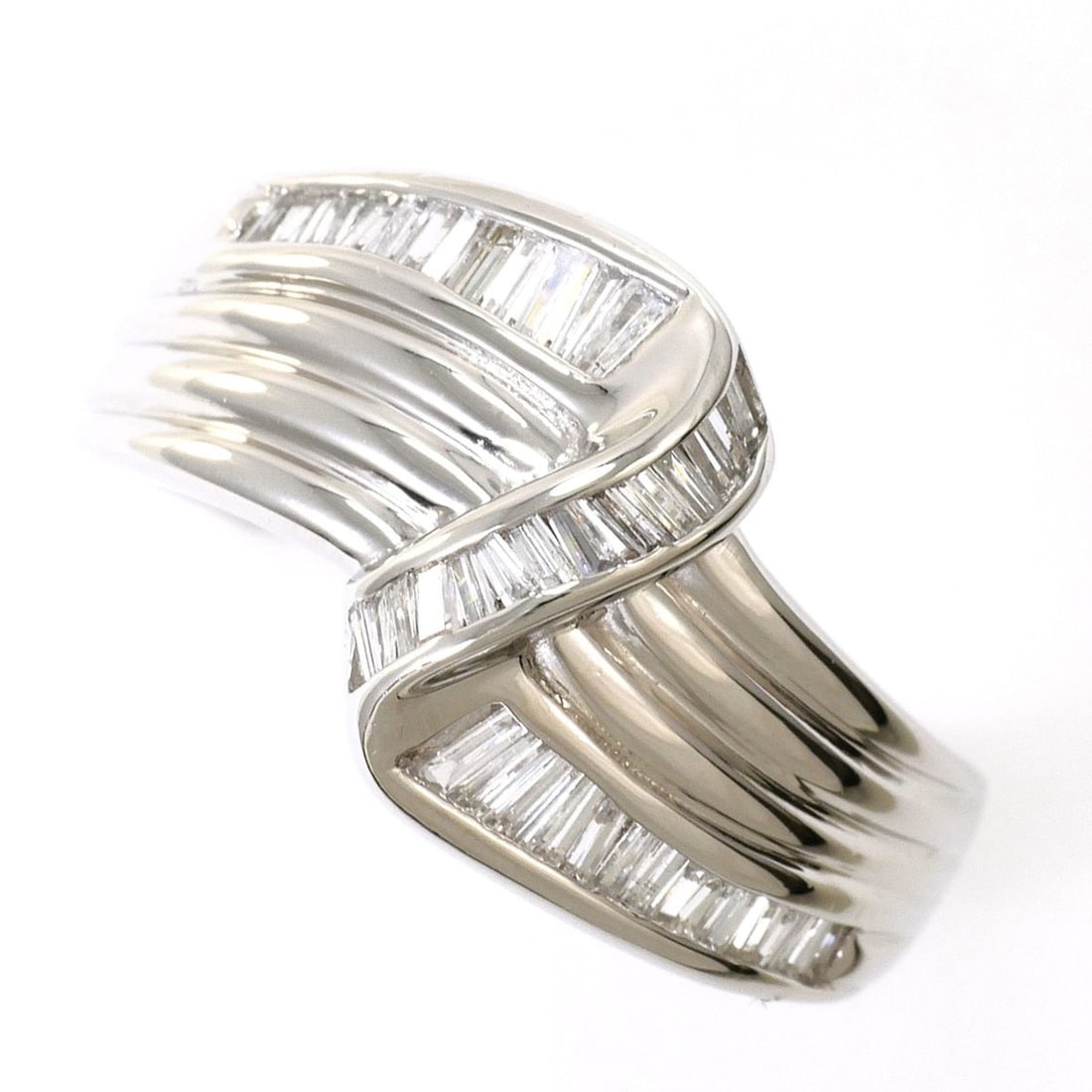 PT900 Platinum Ring, 1 Diamond, 0.40ct, Total Weight 6.0g, Jewelry: --- Catalog ---Category: SizeWidth: 11mm / 0.43''Weight: 6g / 0.21oz.JP Size: 13US Size: 6.5Category: DesignType: Band ringColor: PlatinumMetal: PlatinumStone: DiamondGender: WomenMaterial: Platinum 9