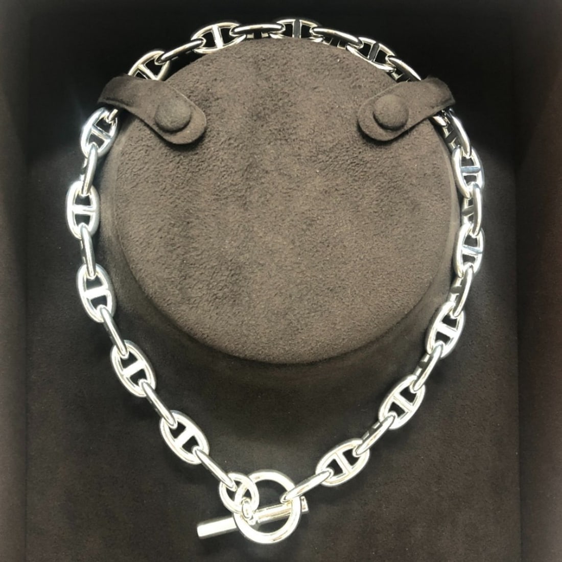 HERMES Chaine d'Ancre GM 31-link accessory jewelry necklace SV925 men's women's silver: --- Catalog ---Category: SizeNeck Circumference: 47 cm / 18.5''Category: DesignColor: SilverGender: Men,WomenMaterial: Silver 925Necklace Type: NecklaceCategory: GeneralBrand: HermesCountry of Origin: