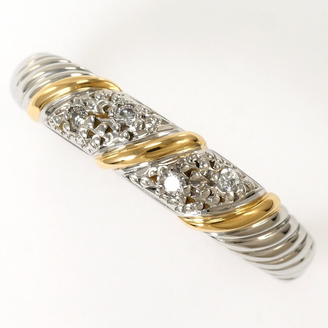 PT900 Platinum 18K YG Yellow Gold Ring, 1 Diamond 0.06ct, Total Weight 4.3g, Jewelry: --- Catalog ---Category: SizeWidth: 5mm / 0.2''Weight: 4.3g / 0.15oz.JP Size: 13US Size: 6.5Category: DesignType: Band ringColor: Platinum, Yellow goldMetal: Gold, PlatinumStone: DiamondGender: WomenM