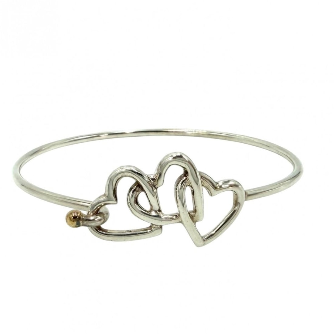 Tiffany & Co. Triple Heart Bangle Bracelet for Women, Jewelry Accessory, Au750 18K White Gold,: --- Catalog ---Category: SizeWidth: 2mm / 0.07''Length: 17cm / 6.69''Category: DesignType: BangleGender: WomenMaterial: Silver 925, White gold (18K)Category: GeneralBrand: Tiffany--- Item List ---Sect