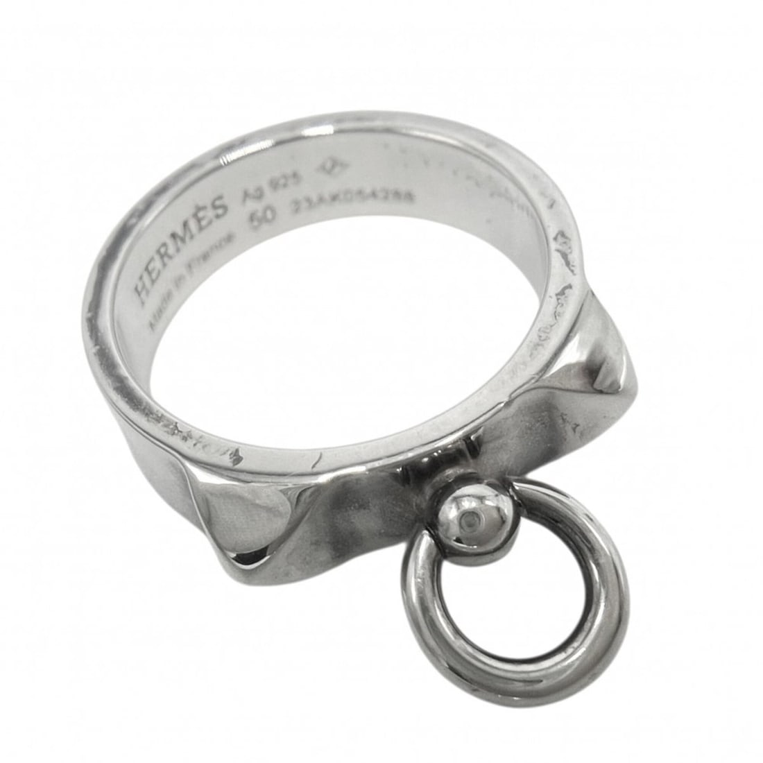 Hermes women's ring, Collier de Chien accessory, jewelry, small item, size 50, HERMES, 925 sterling: --- Catalog ---Category: SizeUS Size: 5.5Brand Size: 50Category: DesignType: Band ringColor: SilverGender: WomenMaterial: Silver 925Category: GeneralBrand: Hermes--- Item List ---Section: ConditionRan