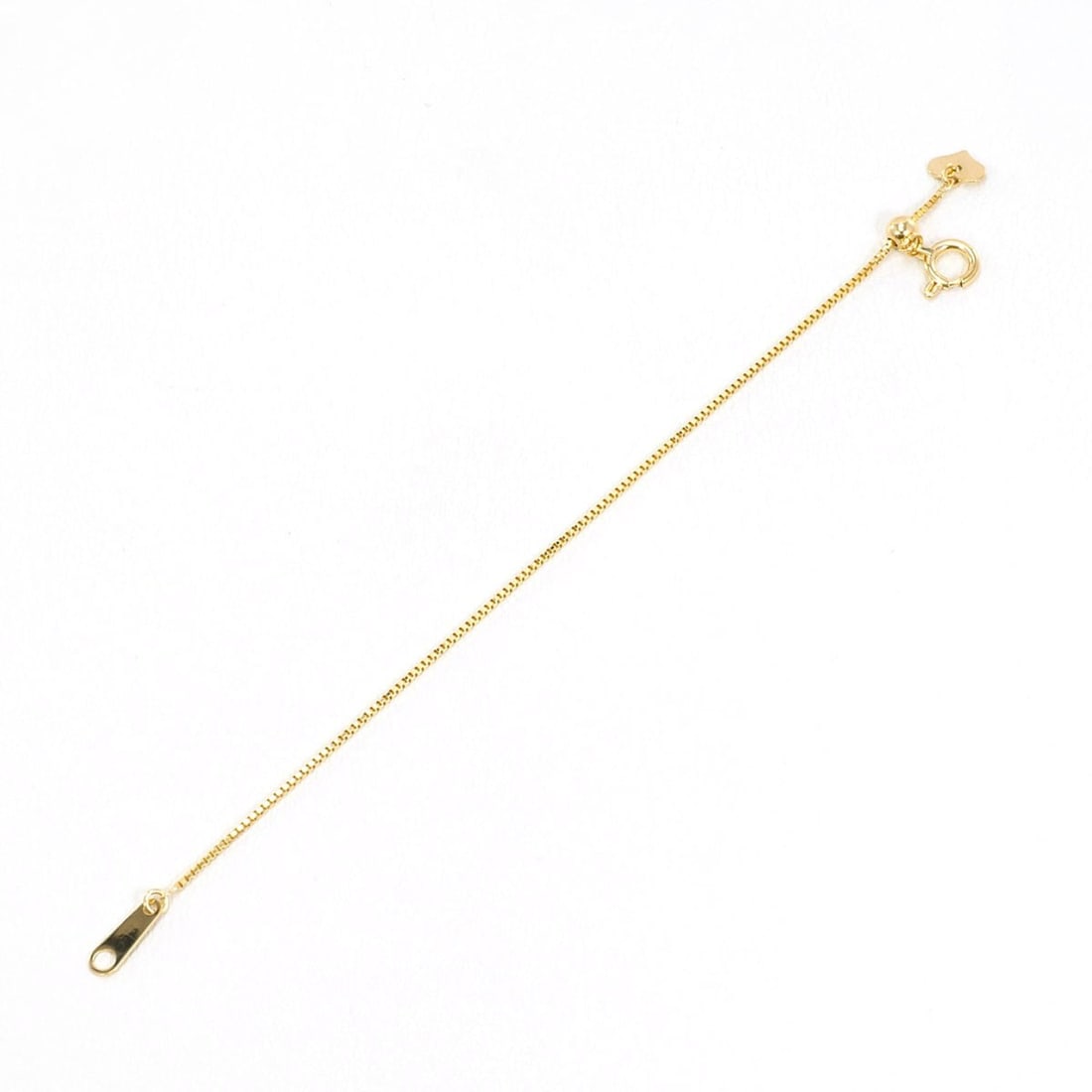 18K (18-karat) Yellow Gold (YG) Adjustable Necklace, Total Weight 0.7g, 11cm, Jewelry: --- Catalog ---Category: SizeWeight: 0.7g / 0.02oz.Neck Circumference: 11 cm / 4.33''Category: DesignColor: Yellow goldMetal: GoldGender: WomenMaterial: Yellow gold (18K)Metal Purity: 18KNecklace Type
