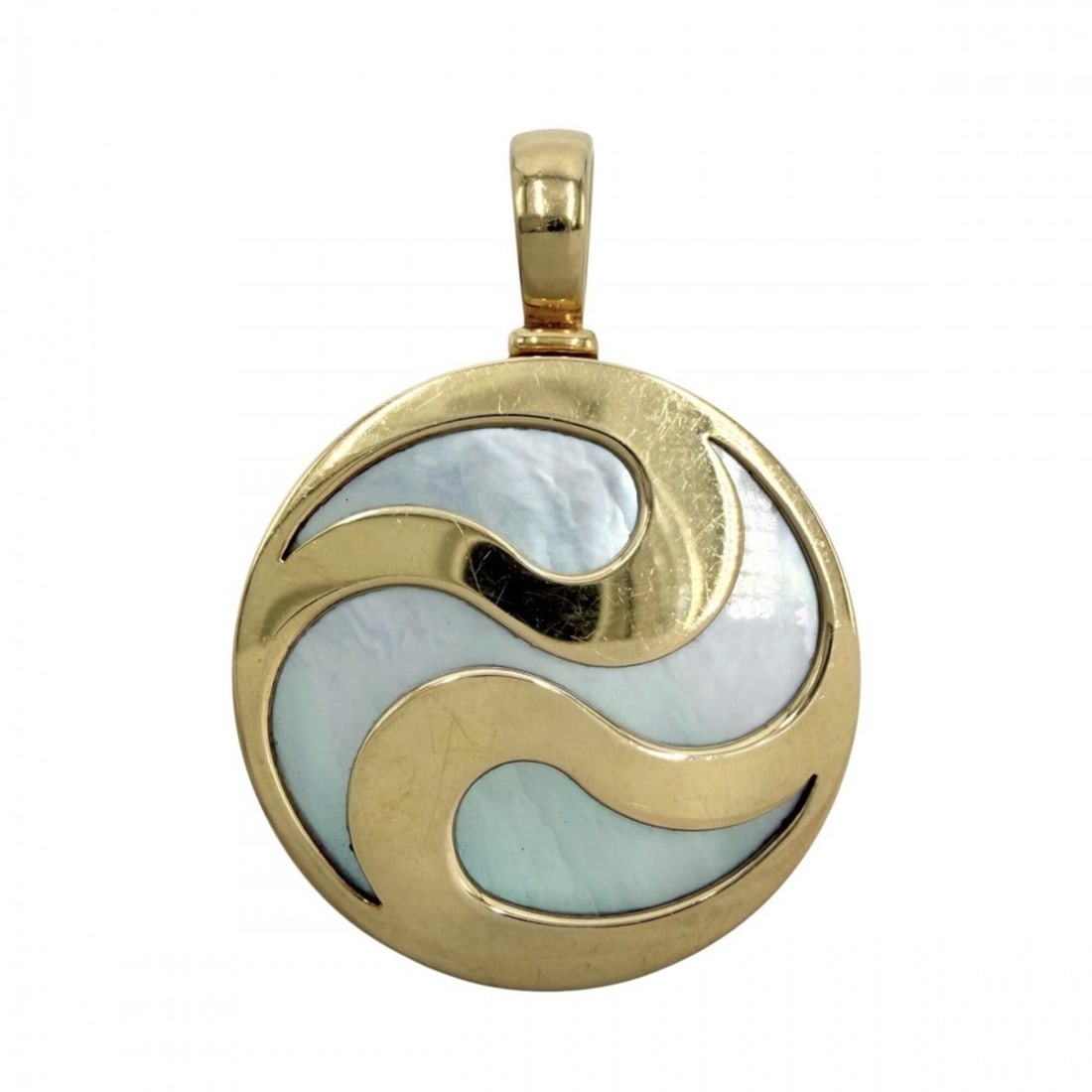 Bvlgari Bulgari pendant top for men and women, optical jewelry accessory, 18K yellow gold (Au750),: --- Catalog ---Category: SizeWeight: 30.5g / 1.07oz.Pendant Size: 42mm x 30mm / 1.65'' x 1.18''Category: DesignColor: YellowMetal: GoldStone: ShellGender: Men,WomenStone Color: WhiteMetal Purity: 18KP