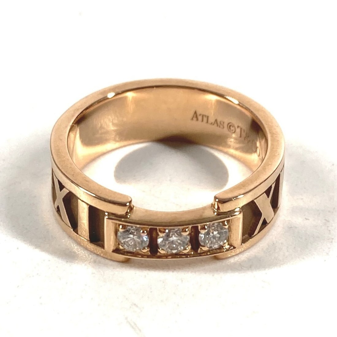 TIFFANY&Co. Tiffany & Co. 18K Gold Atlas 3P Diamond Ring, Au750 Pink Gold, Women's Jewelry.: --- Catalog ---Category: SizeWeight: 5g / 0.17oz.JP Size: 6US Size: 3.5Category: DesignType: Band ringStone: DiamondGender: WomenMaterial: Pink gold (18K)Category: GeneralLine: AtlasBrand: TiffanyCoun
