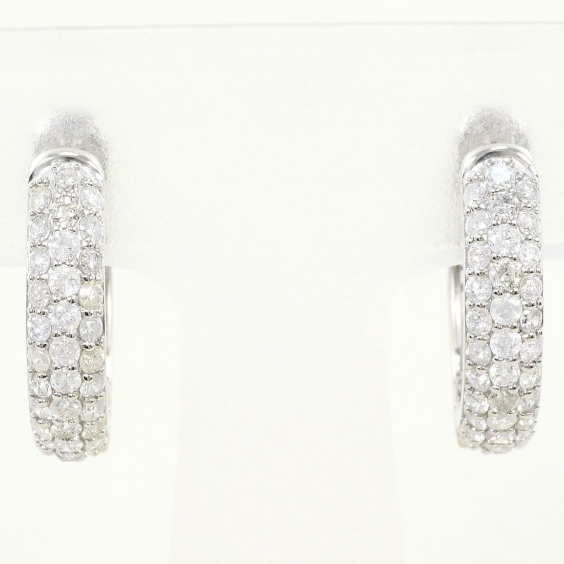 PT900 Platinum Earrings with 0.50ct Diamonds, Certificate of Authenticity Included, Total Weight (1 of 17)