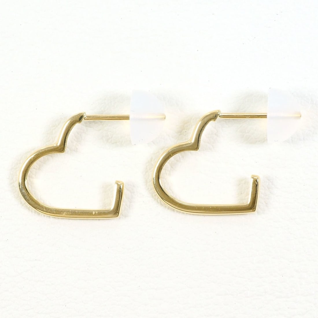 K10 10K YG Yellow Gold Earrings, Total Weight 0.7g, Like New Jewelry: --- Catalog ---Category: SizeWeight: 0.7g / 0.02oz.Category: DesignType: Half hoop earringsColor: Yellow goldMetal: GoldGender: WomenMaterial: Yellow gold (10K)Metal Purity: 10KCategory: GeneralBrand: