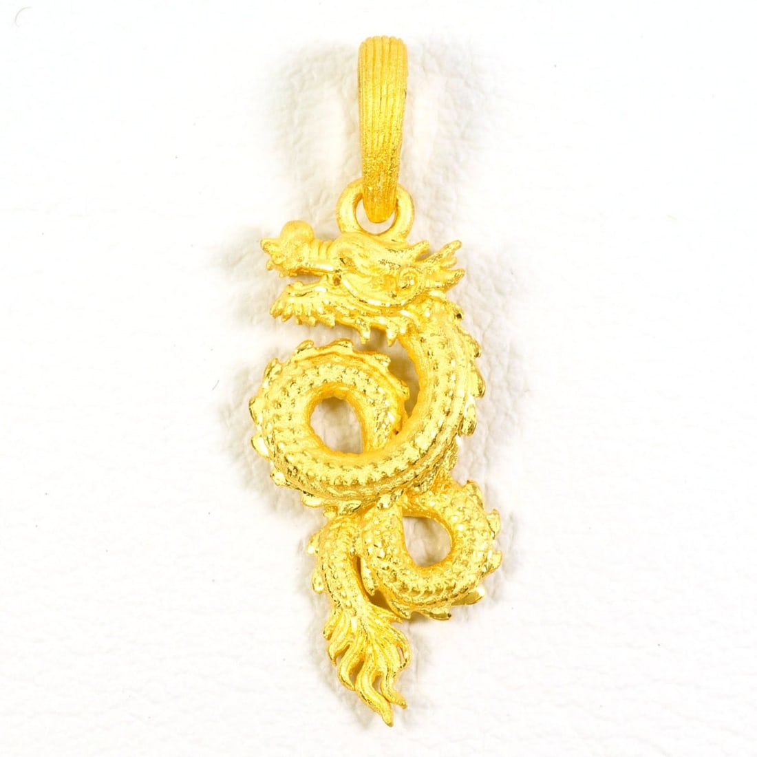 K24 24K Yellow Gold Pendant Top, Total Weight 2.5g, Like New Jewelry: --- Catalog ---Category: SizeWeight: 2.5g / 0.08oz.Pendant Size: 25mm x 10mm / 0.98'' x 0.39''Category: DesignColor: Yellow goldMetal: GoldGender: WomenMaterial: Yellow gold (24K)Metal Purity: 24KNeck
