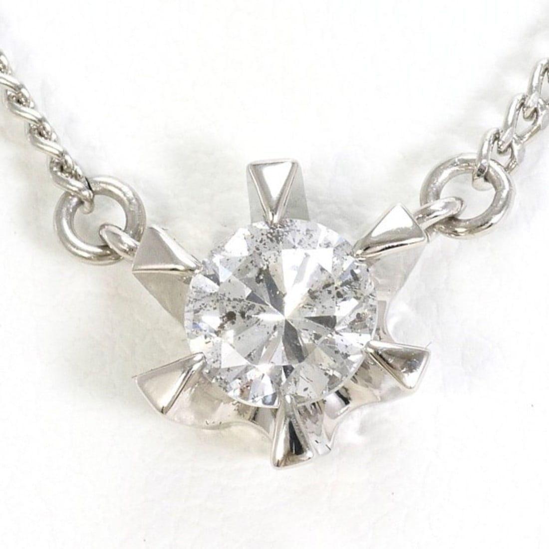 PT850 Platinum Necklace with 0.50 Carat Diamond, Certificate of Authenticity, Total Weight Approx.: --- Catalog ---Category: SizeWeight: 4.1g / 0.14oz.Neck Circumference: 41 cm / 16.14''Category: DesignColor: PlatinumMetal: PlatinumStone: DiamondGender: WomenMaterial: Platinum 850Pendant Type: Penda