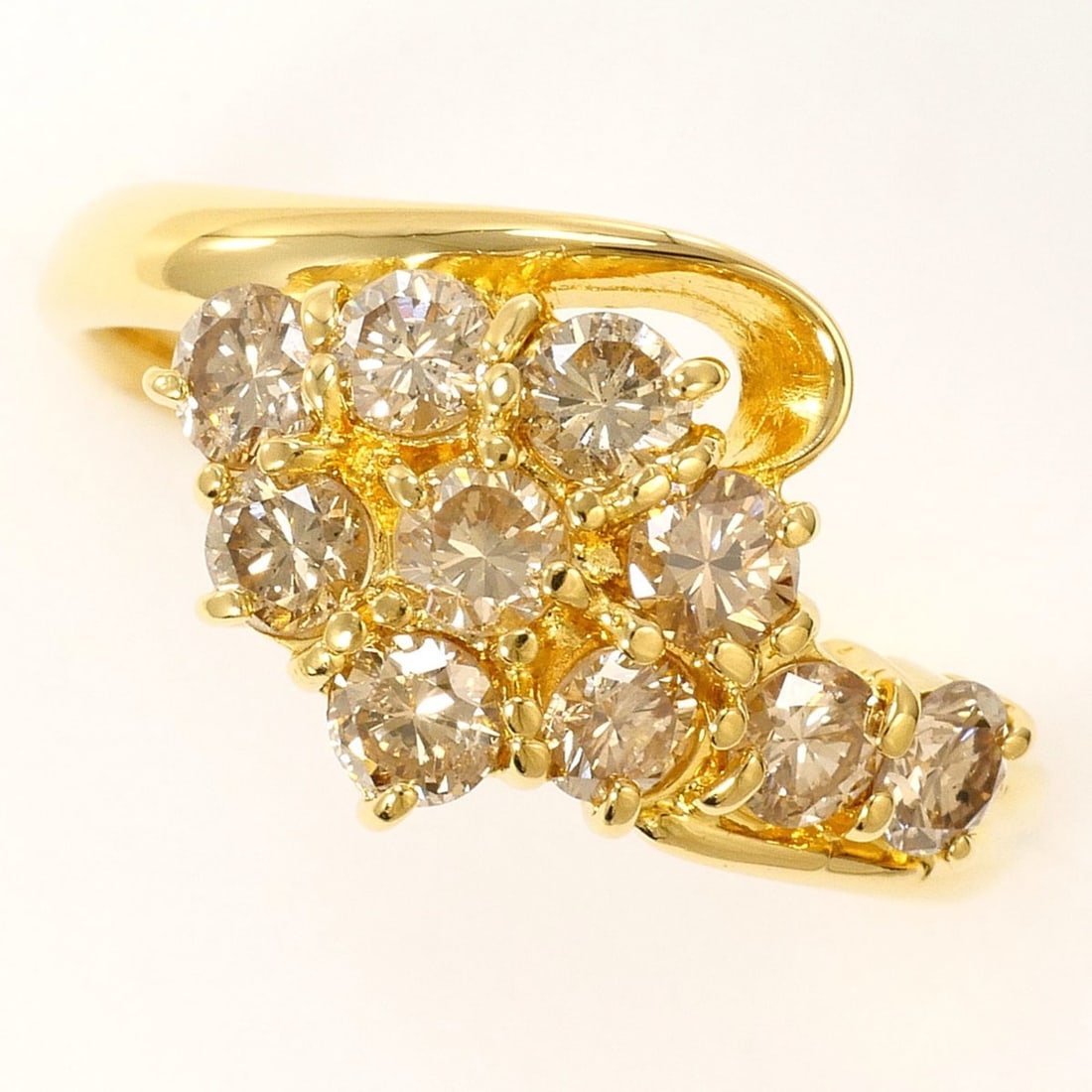 18K (18-karat) Yellow Gold Ring with Brown Diamond 1.00ct, Total Weight 4.0g, Jewelry: --- Catalog ---Category: SizeWidth: 11mm / 0.43''Weight: 4g / 0.14oz.JP Size: 11.5US Size: 6Category: DesignType: Band ringColor: Brown, Yellow goldMetal: GoldStone: DiamondGender: WomenMaterial: Yell