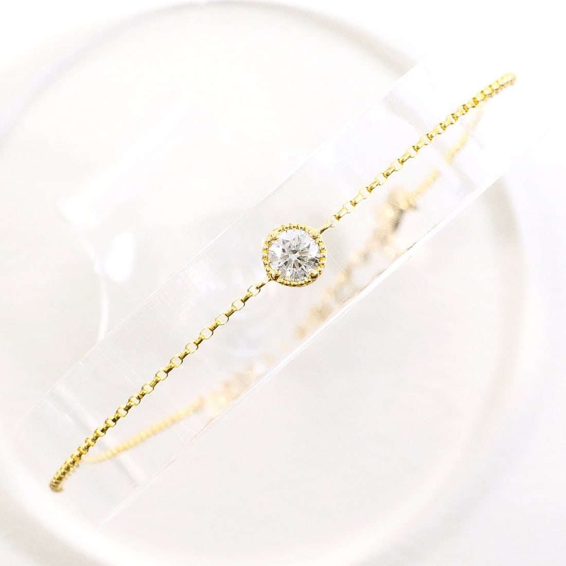 18K (18-karat) Yellow Gold Bracelet with 0.17ct Diamonds, Total Weight 0.7g, 18.5cm, Jewelry: --- Catalog ---Category: SizeWeight: 0.7g / 0.02oz.Total Length: 18.5cm / 7.28''Category: DesignType: Charm braceletColor: Yellow goldMetal: GoldStone: DiamondGender: WomenMaterial: Yellow gold (18K)M