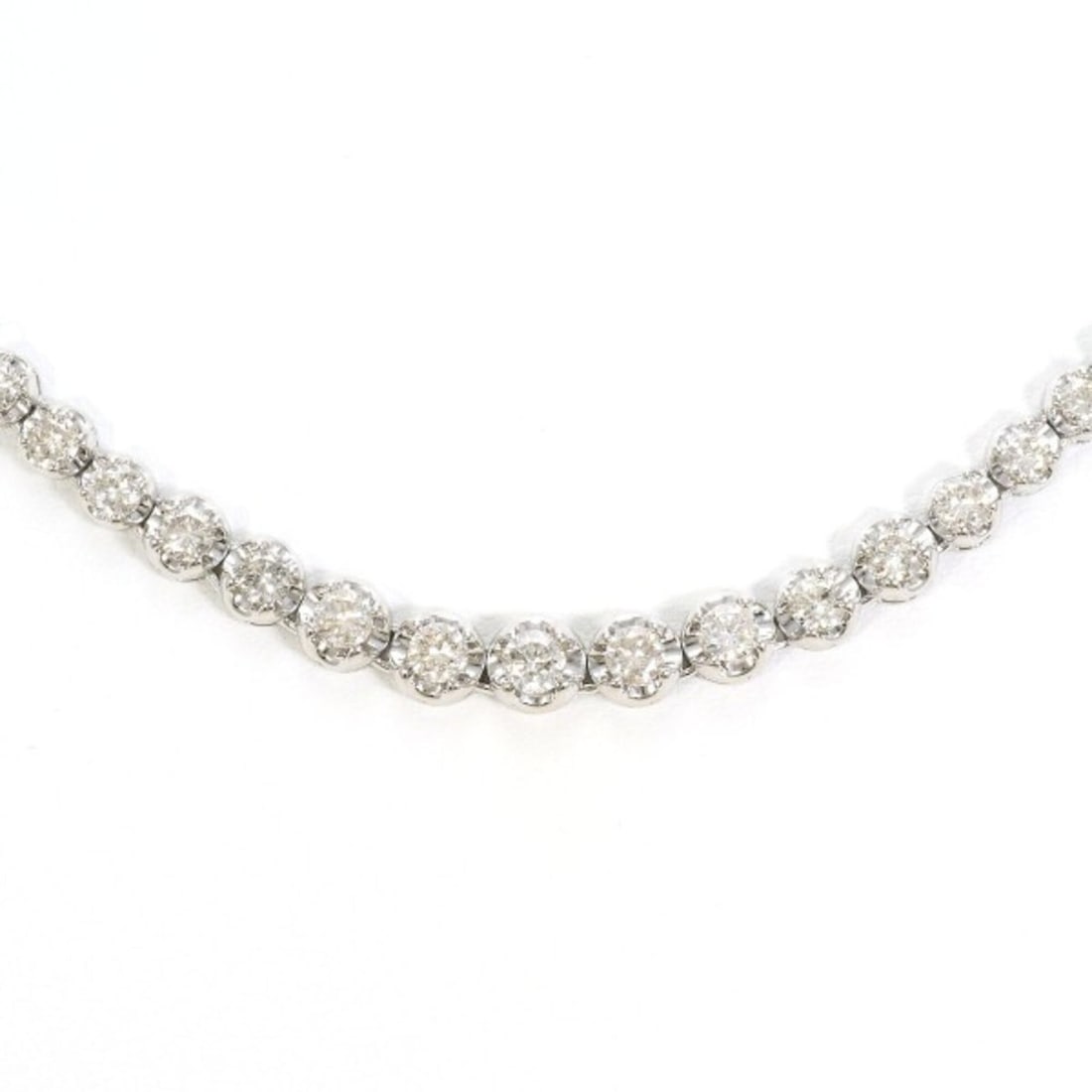 PT850 Platinum Necklace with 5.00 Carat Diamond, Certificate of Authenticity Included, Total Weight: --- Catalog ---Category: SizeWeight: 25.1g / 0.88oz.Neck Circumference: 43 cm / 16.92''Category: DesignColor: PlatinumMetal: PlatinumStone: DiamondGender: WomenMaterial: Platinum 850Weight (ct.): 5.00