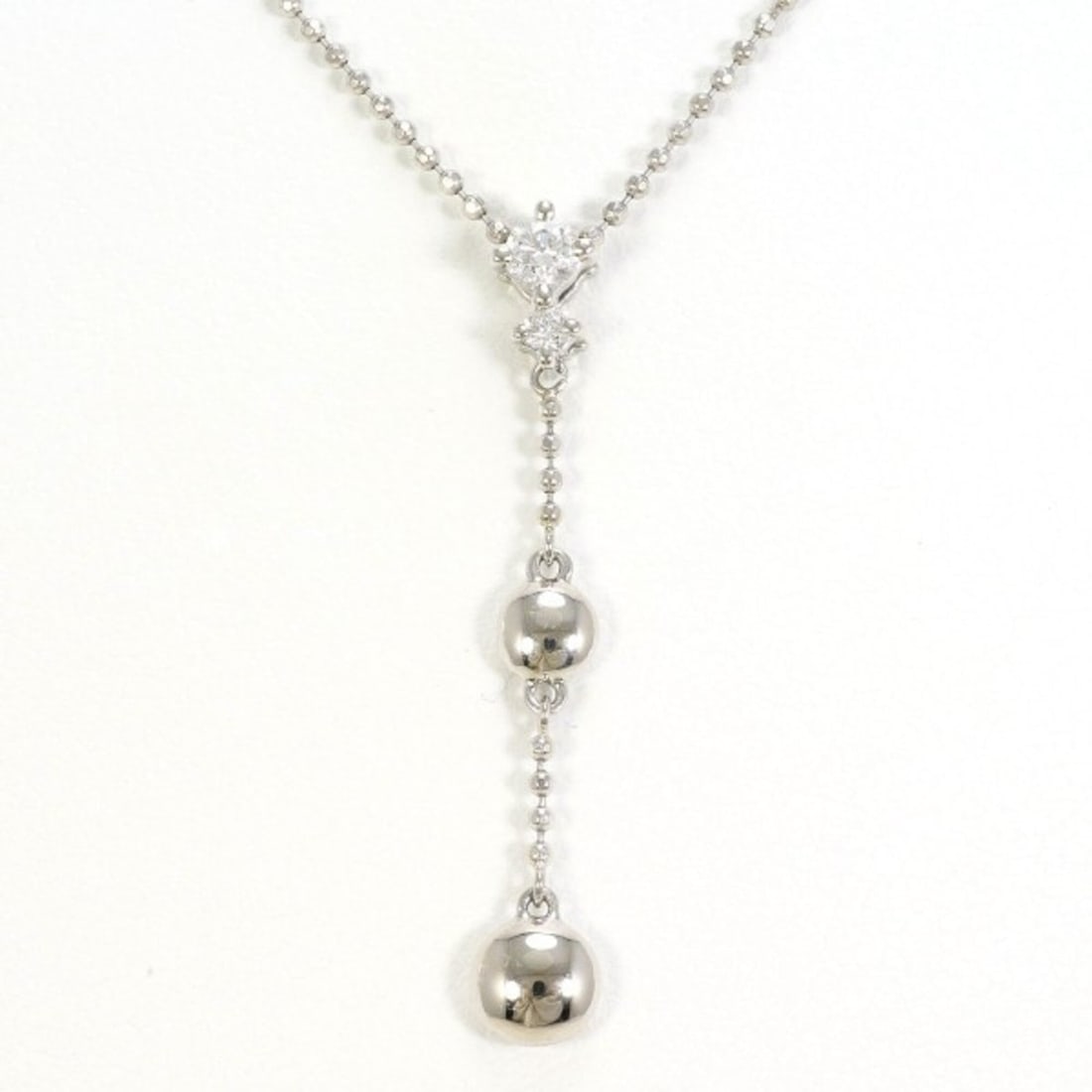 PT900 Platinum PT850 Necklace with 0.10ct Diamond, Total Weight Approx. 3.8g, 47cm, Jewelry, Used,: --- Catalog ---Category: SizeWeight: 3.8g / 0.13oz.Pendant Size: 32mm x 5mm / 1.25'' x 0.19''Neck Circumference: 47 cm / 18.5''Category: DesignColor: PlatinumMetal: PlatinumStone: DiamondGender: Women