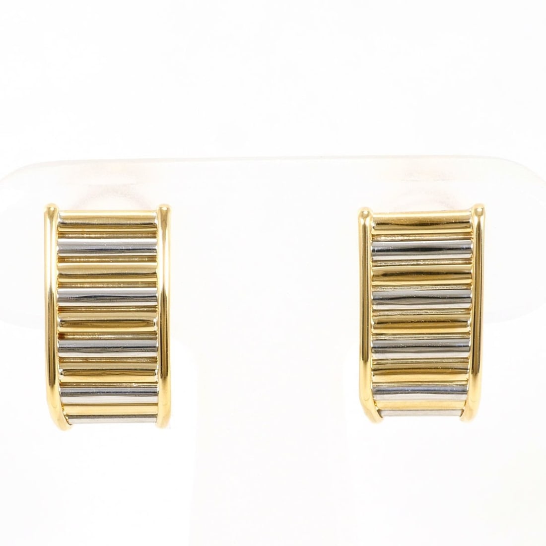 PT Platinum 18K Yellow Gold Earrings, Total Weight 3.3g, Jewelry: --- Catalog ---Category: SizeWeight: 3.3g / 0.11oz.Category: DesignType: Hoop earringsColor: Platinum, Yellow goldMetal: Gold, PlatinumGender: WomenMaterial: Platinum, Yellow gold (18K)Metal Purity: 1