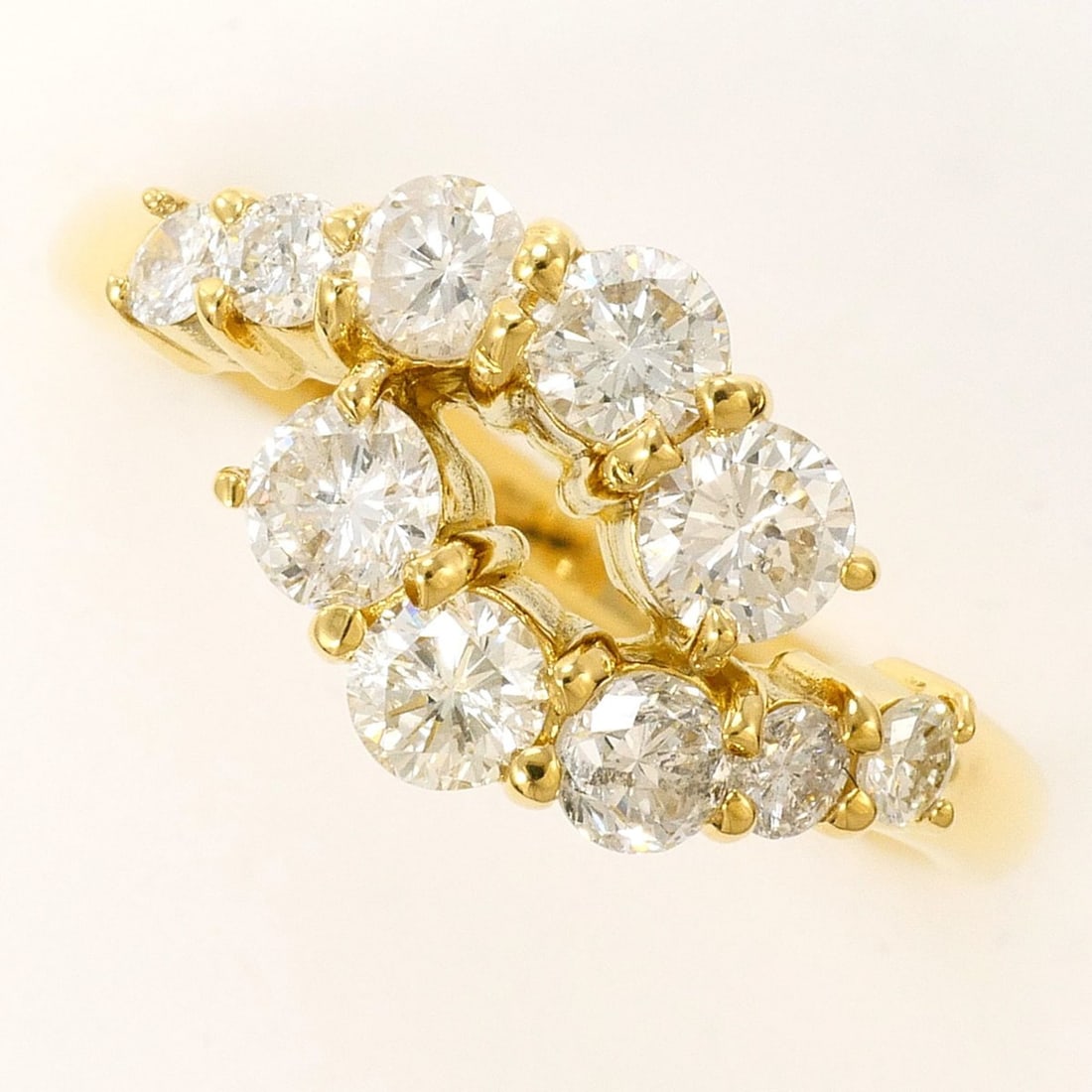 18K (18-karat) Yellow Gold Ring with 1.08ct Diamond, Certificate of Authenticity, Total Weight 2.6g,: --- Catalog ---Category: SizeWidth: 9mm / 0.35''Weight: 2.6g / 0.09oz.JP Size: 13US Size: 6.5Category: DesignType: Band ringColor: Yellow goldMetal: GoldStone: DiamondGender: WomenMaterial: Yellow gol
