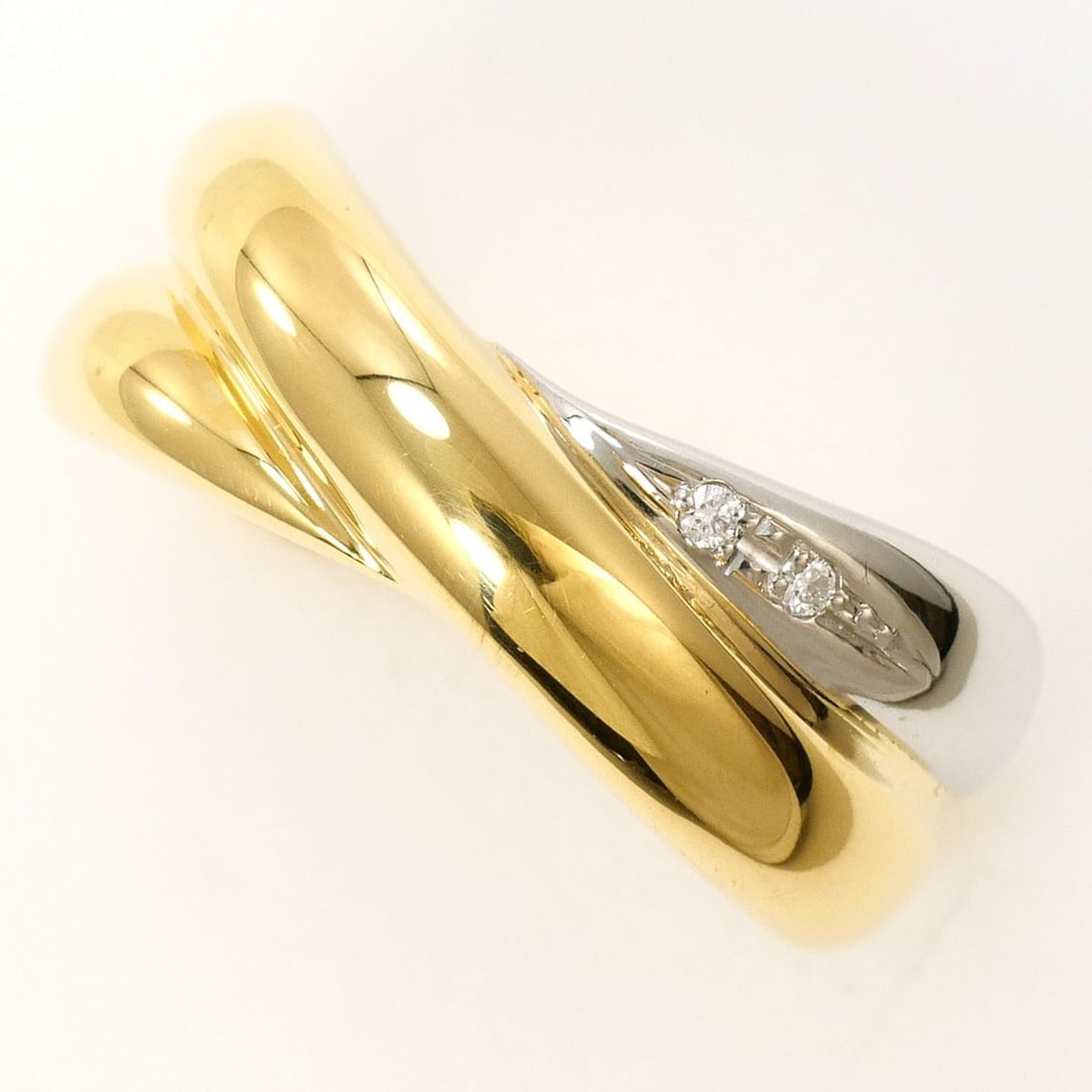 PT900 Platinum 18K Yellow Gold Ring with Diamond (carat mark not specified), Certificate of: --- Catalog ---Category: SizeWidth: 8mm / 0.31''Weight: 6g / 0.21oz.JP Size: 11US Size: 6Category: DesignType: Band ringColor: Platinum, Yellow goldMetal: Gold, PlatinumStone: DiamondGender: WomenMate