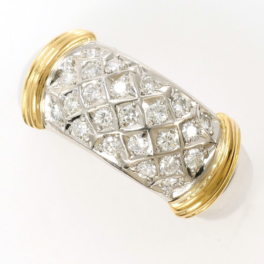 PT900 Platinum 18K Yellow Gold Ring with 0.30 ct Diamond, Certificate of Authenticity, Total Weight: --- Catalog ---Category: SizeWidth: 8mm / 0.31''Weight: 6.5g / 0.22oz.JP Size: 8.5US Size: 4.5Category: DesignType: Band ringColor: Platinum, Yellow goldMetal: Gold, PlatinumStone: DiamondGender: Wome