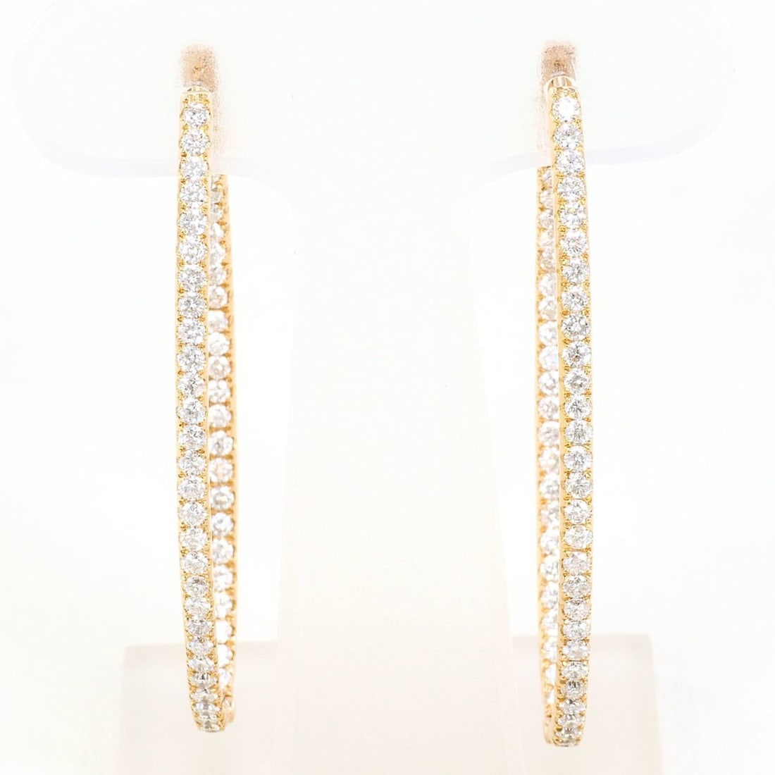 18K (18-karat gold) Pink Gold Earrings with 1.91 ct Diamonds, Certificate of Authenticity, Total: --- Catalog ---Category: SizeWeight: 7.3g / 0.25oz.Category: DesignType: Hoop earringsColor: Pink goldMetal: GoldStone: DiamondGender: WomenMaterial: Pink gold (18K)Metal Purity: 18KWeight (ct.): 1.91