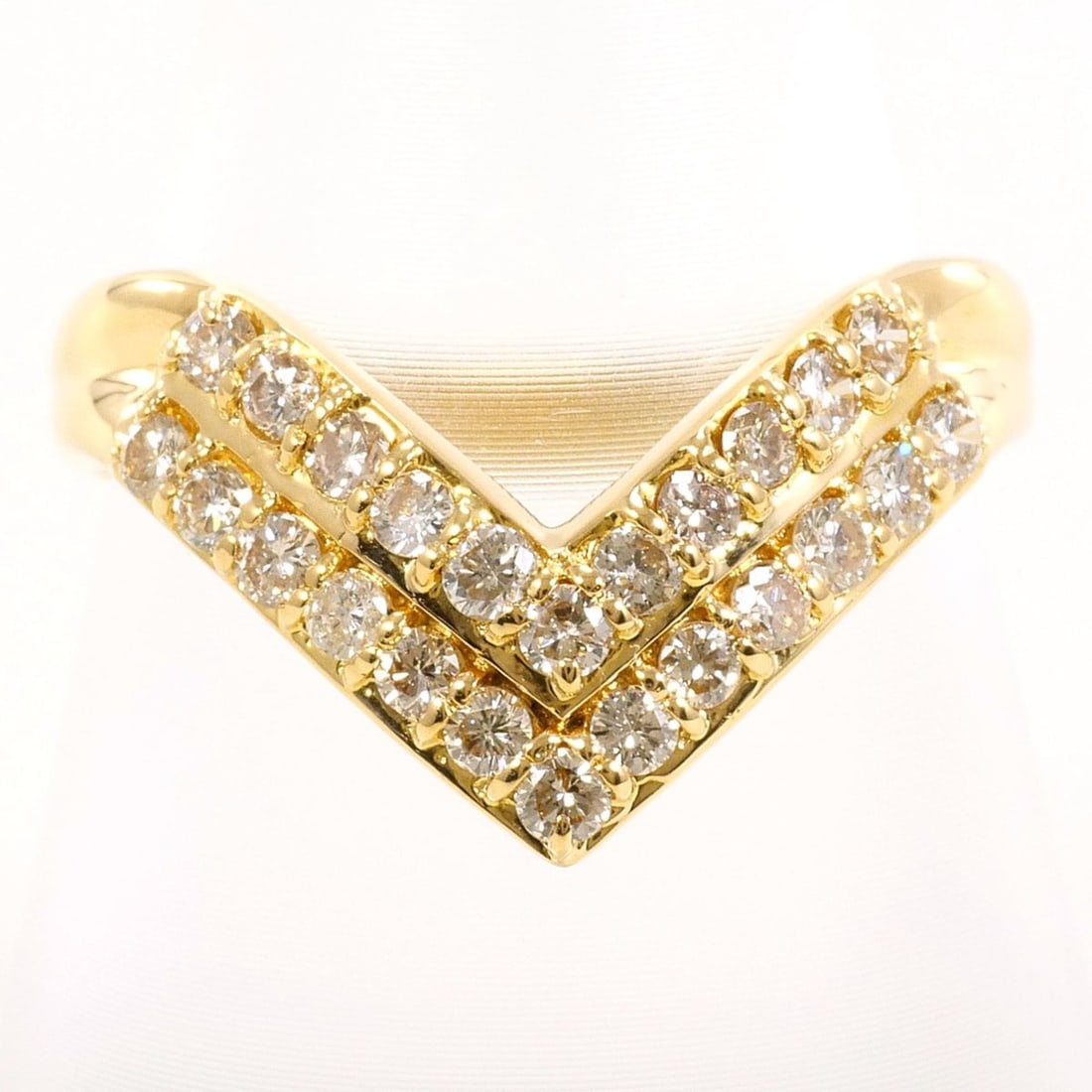 18K (18-karat) Yellow Gold Ring with 0.50ct Diamond, Certificate of Authenticity, Total Weight 2.8g,: --- Catalog ---Category: SizeWeight: 2.8g / 0.09oz.JP Size: 12US Size: 6.5Category: DesignType: Band ringColor: Yellow goldMetal: GoldStone: DiamondGender: WomenMaterial: Yellow gold (18K)Metal Purity