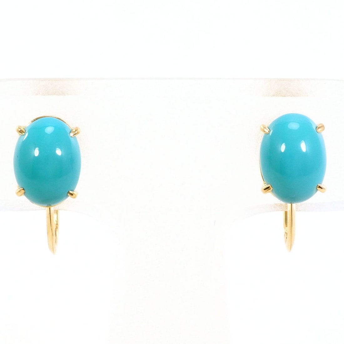 18K (18-karat) Yellow Gold (YG) Earrings with Turquoise, Total Weight 1.6g, Jewelry: --- Catalog ---Category: SizeWeight: 1.6g / 0.05oz.Category: DesignType: Clip earringsColor: Yellow goldMetal: GoldStone: TurquoiseGender: WomenMaterial: Yellow gold (18K)Metal Purity: 18KCategory: Ge