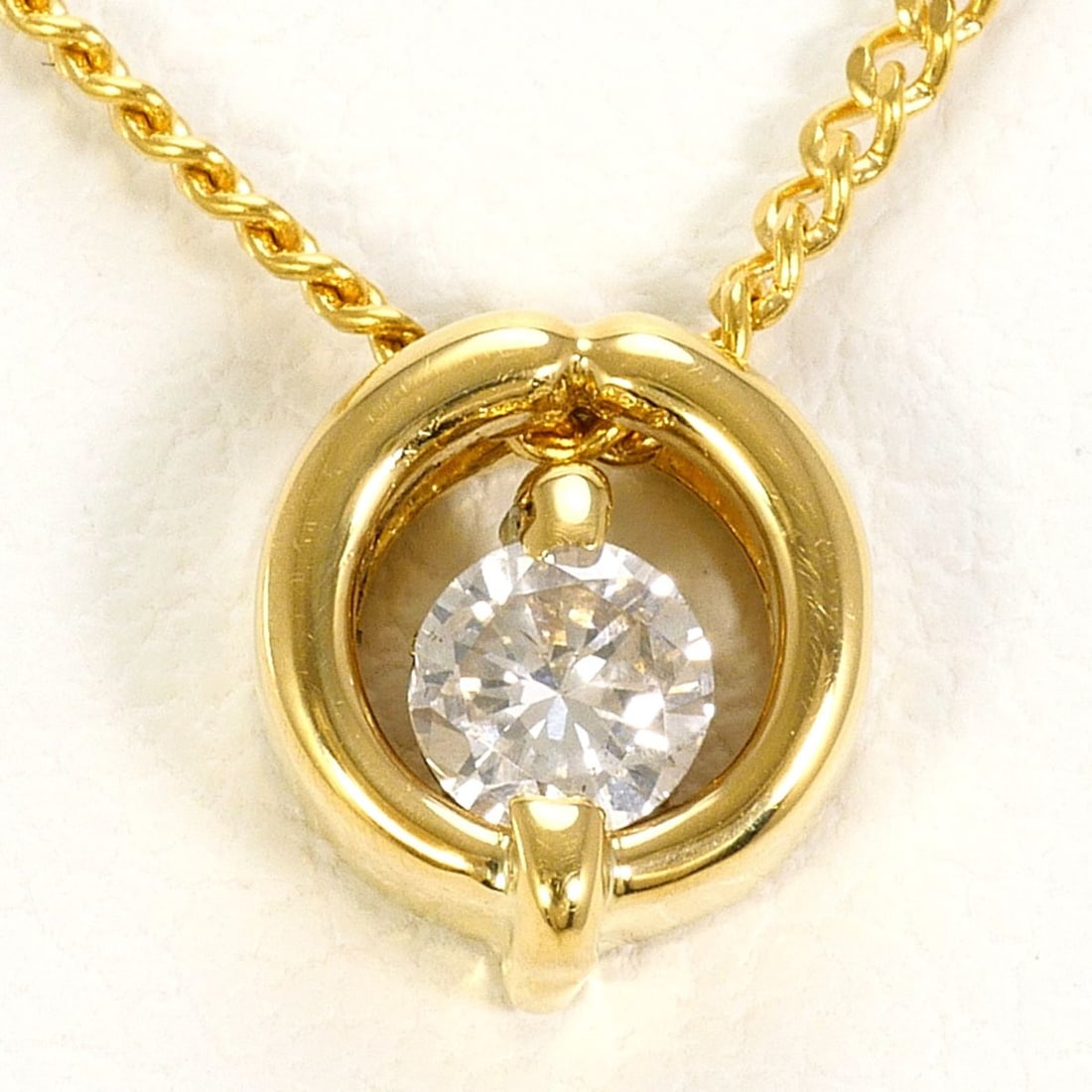 18K (18-karat) Yellow Gold Necklace with 0.14ct Diamond, Total Weight 2.8g, 40cm Length, Jewelry: --- Catalog ---Category: SizeWeight: 2.8g / 0.09oz.Pendant Size: 7mm x 6mm / 0.27'' x 0.23''Neck Circumference: 40 cm / 15.74''Category: DesignColor: Yellow goldMetal: GoldStone: DiamondGender: WomenM