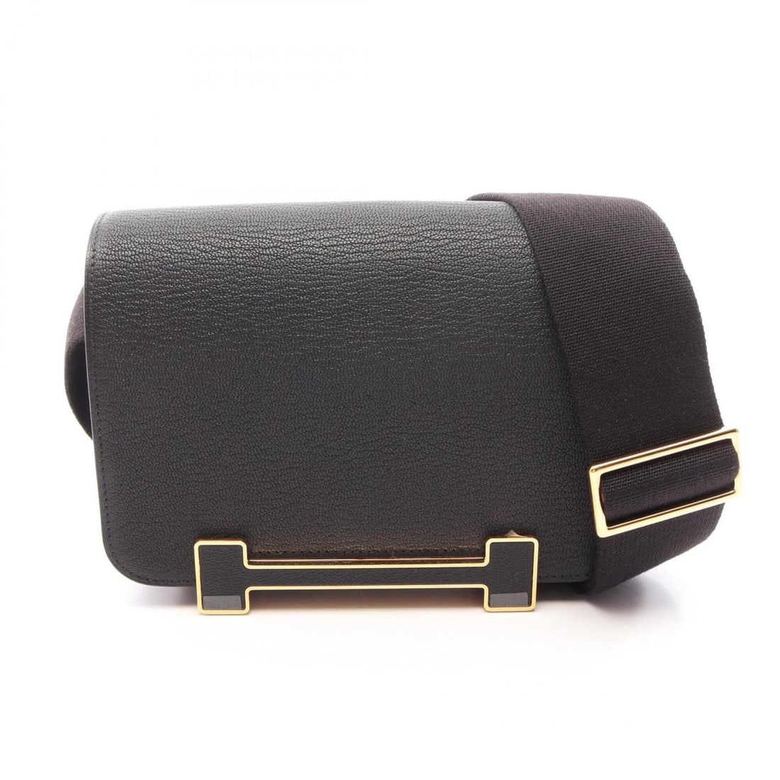 Hermes Geta Shoulder Bag Handbag Leather Chevre Women's Black: --- Catalog ---Category: SizeSize (HxWxD): 14cm x 20cm x 7cm / 5.51'' x 7.87'' x 2.75''Category: DesignType: Shoulder bagColor: BlackGender: WomenMaterial: Chevre leather Category: GeneralBrand: Herme