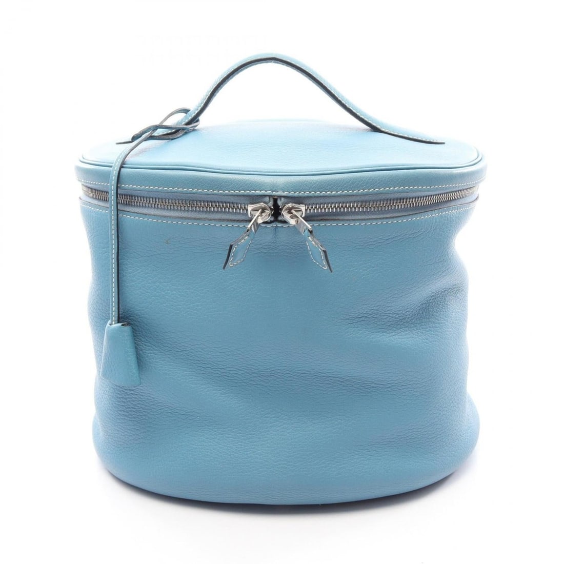 Hermes Intercity Blue Jean Handbag, Taurillon Clemence Leather, Women's: --- Catalog ---Category: SizeSize (HxWxD): 22.5cm x 28cm x 22cm / 8.85'' x 11.02'' x 8.66''Category: DesignType: HandbagColor: BlueGender: WomenMaterial: Taurillon clemence leather Category: GeneralBr