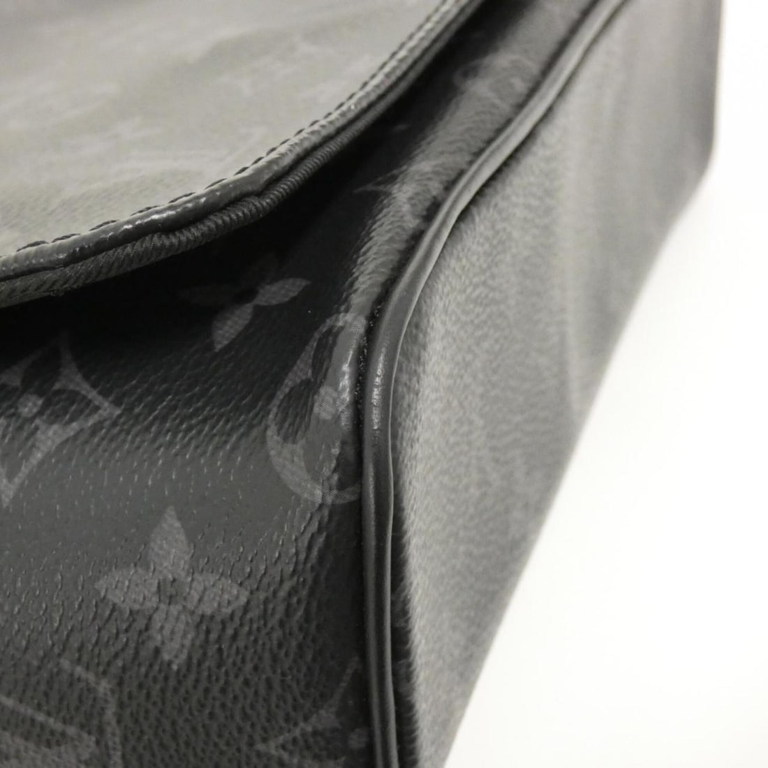 Louis Vuitton Monogram Eclipse District PM M44000 Shoulder Bag - 3