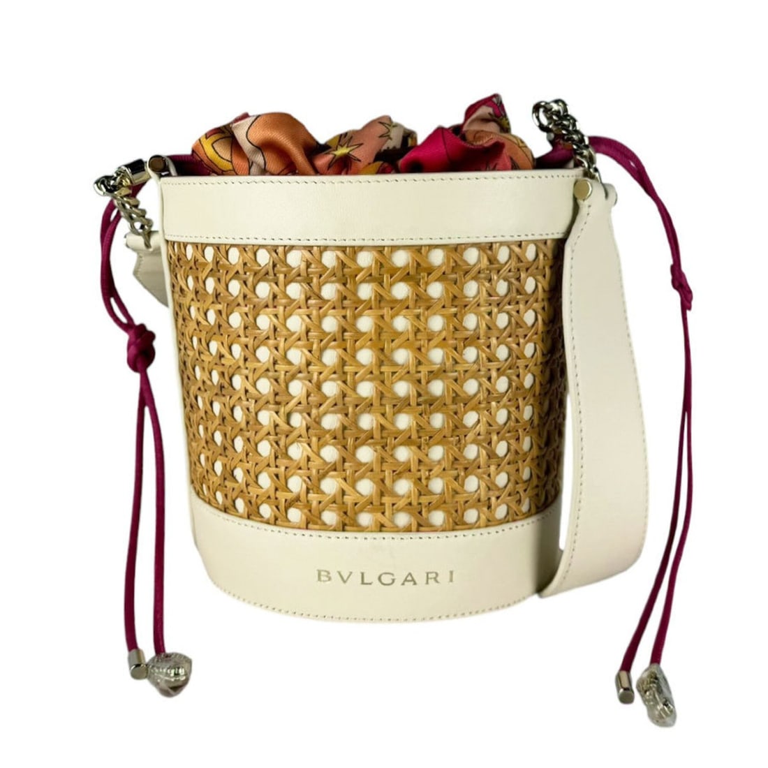 Bulgari BVLGARI Serpenti Forever Straw Leather Shoulder Bag in Ivory, Natural Pink, and Orange -: --- Catalog ---Category: SizeSize (HxWxD): 17cm x 15cm x 15cm / 6.69'' x 5.9'' x 5.9''Category: DesignType: Shoulder bagColor: Ivory, Orange, PinkGender: WomenMaterial: Straw , Leather Category: Gener