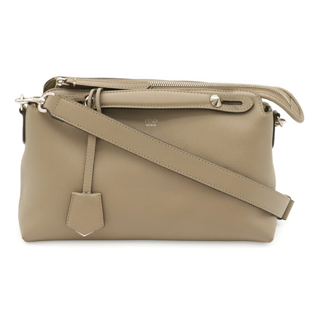 FENDI BY THE WAY Medium Handbag/Shoulder Bag, Leather, Greige, 8BL146: --- Catalog ---Category: SizeSize (HxWxD): 17.5cm x 28cm x 12.5cm / 6.88'' x 11.02'' x 4.92''Category: DesignType: Handbag, Shoulder bagColor: Grayish, WhiteGender: WomenMaterial: Leather Category: Ge