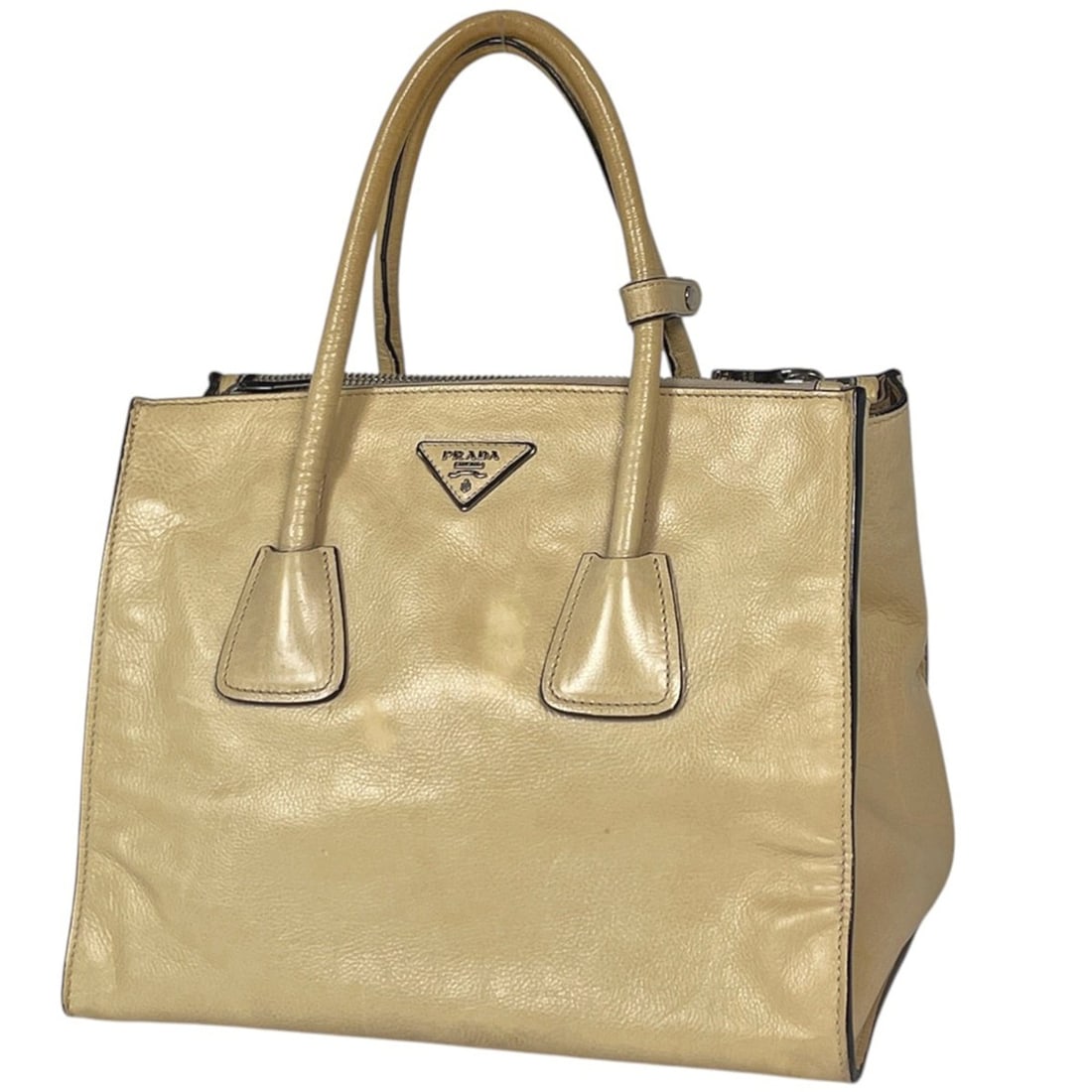 Prada handbag, logo plate, leather, beige, women's.: --- Catalog ---Category: SizeSize (HxWxD): 25.5cm x 30cm x 21cm / 10.03'' x 11.81'' x 8.26''Category: DesignType: HandbagColor: BeigeGender: WomenMaterial: Leather Category: GeneralBrand: Prada--- Ite