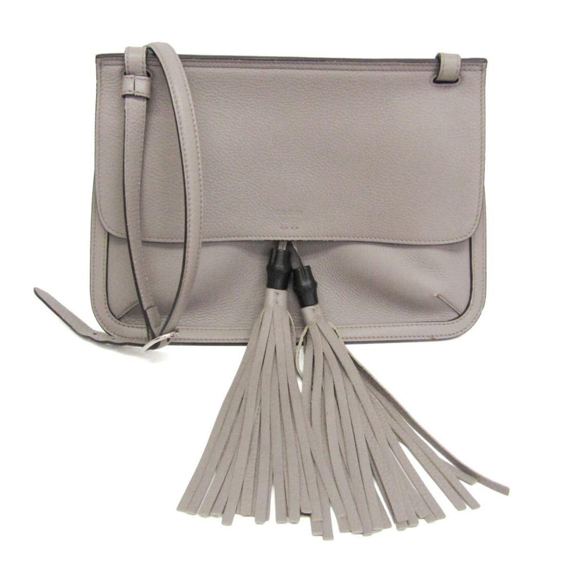 Gucci Daily Bamboo Tassel 370826 Women's Leather Shoulder Bag Gray: --- Catalog ---Category: SizeSize (HxWxD): 22cm x 31cm x 11cm / 8.66'' x 12.2'' x 4.33''Strap Length: 97cm - 105cm / 38.18'' - 41.33''Category: DesignType: Shoulder bagColor: GrayGender: WomenClosure:
