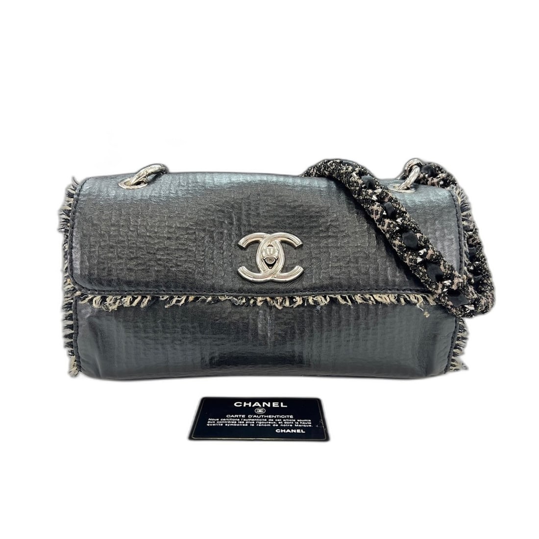 Chanel CHANEL Shoulder Bag Black: --- Catalog ---Category: SizeSize (HxWxD): 14cm x 29cm x 11cm / 5.51'' x 11.41'' x 4.33''Strap Length: 52cm / 20.47''Category: DesignType: Shoulder bagColor: BlackGender: WomenCategory: GeneralBrand: 