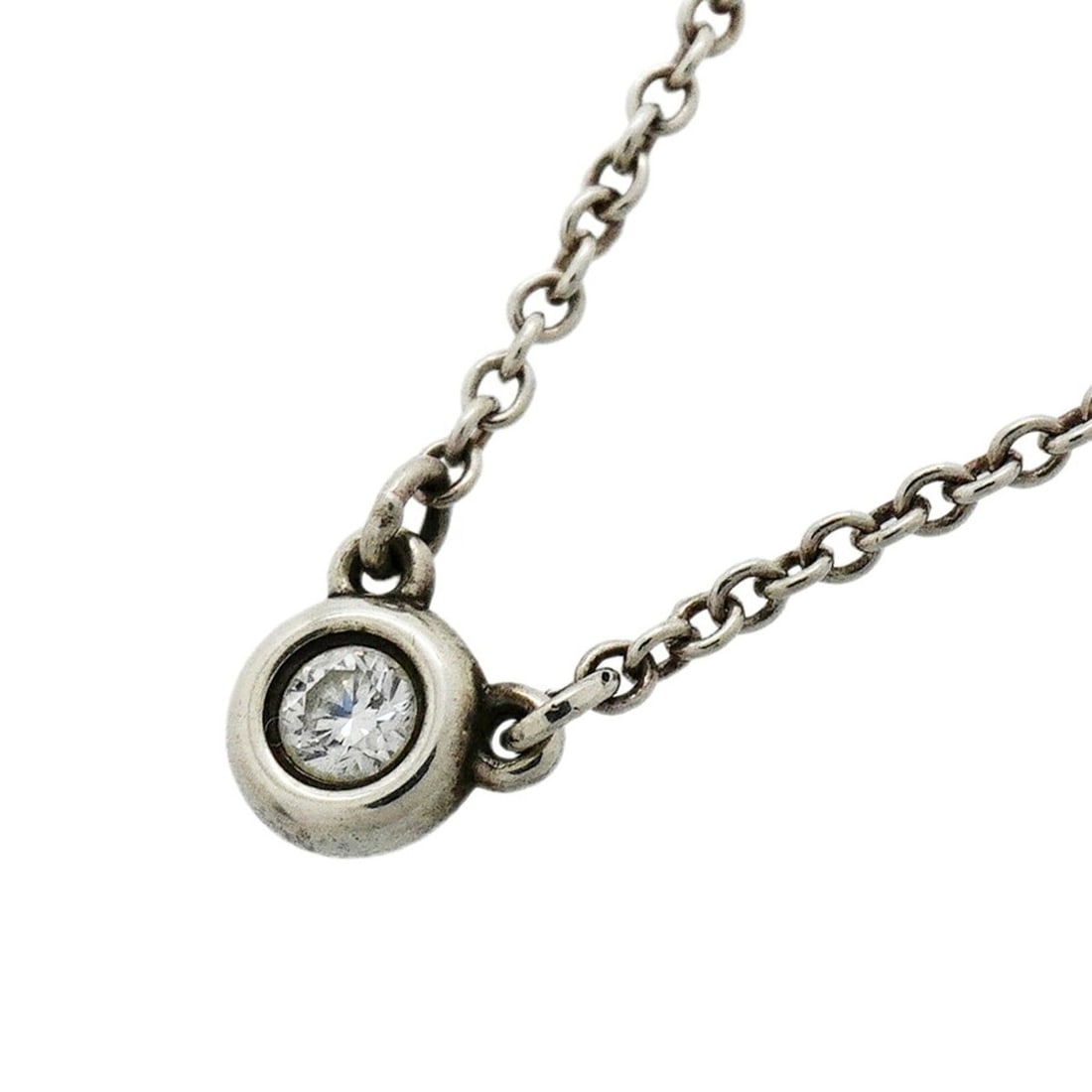 Tiffany & Co. By the Yard Necklace, 1PD (One Diamond), Sterling Silver 925, Women's: --- Catalog ---Category: SizePendant Size: 4.9mm x 3.9mm / 0.19'' x 0.15''Neck Circumference: 41.5 cm / 16.33''Category: DesignStone: DiamondGender: WomenMaterial: Silver 925Necklace Type: NecklaceCat