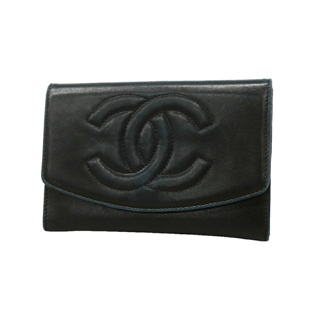 Chanel Lambskin Wallet/Coin Case, Black, Women's, P3395759: --- Catalog ---Category: SizeSize (HxWxD): 10cm x 14.5cm x 1cm / 3.93'' x 5.7'' x 0.39''Category: DesignType: Coin purse/coin caseColor: BlackGender: WomenMaterial: Leather Leather/Fur Type: LambskinC