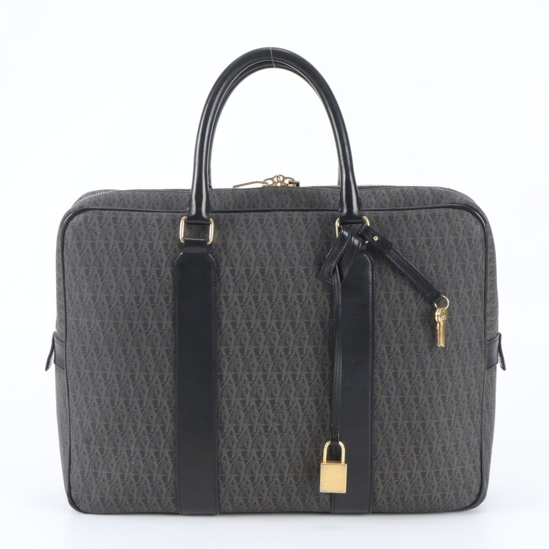 Saint Laurent Paris YSL Monogram All-Over Print Leather Business Bag Briefcase for Men: --- Catalog ---Category: SizeSize (HxWxD): 27cm x 36cm x 10cm / 10.62'' x 14.17'' x 3.93''Category: DesignType: BriefcaseColor: BlackGender: MenMaterial: Leather , Coated canvas Category: GeneralBrand