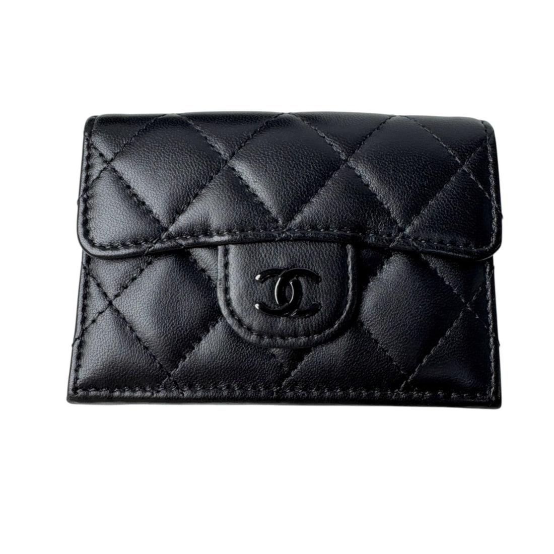 Chanel Matelassé Coco Mark Compact Wallet, So Black, Women's: --- Catalog ---Category: SizeSize (HxWxD): 7cm x 10.5cm / 2.75'' x 4.13''Category: DesignType: Wallet (tri-fold)Color: BlackGender: WomenMaterial: Leather Leather/Fur Type: LambskinCategory: GeneralBr