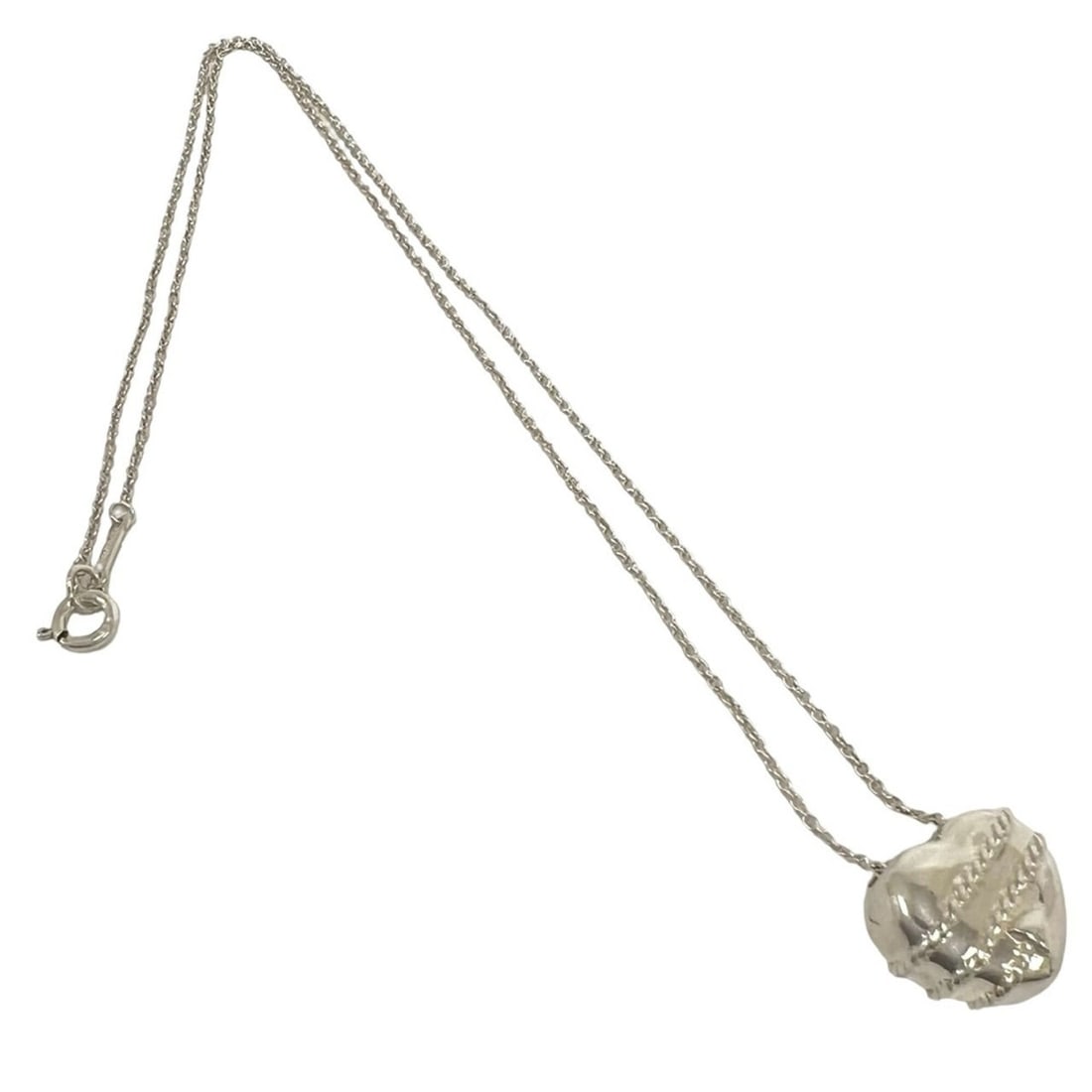 TIFFANY&Co. Tiffany Vintage Heart Arrow Necklace, Sterling Silver 925, Accessory, Item Number 29489: --- Catalog ---Category: SizePendant Size: 12mm x 13mm / 0.47'' x 0.51''Neck Circumference: 41.5 cm / 16.33''Category: DesignColor: SilverGender: WomenMaterial: Silver 925Necklace Type: NecklaceCatego