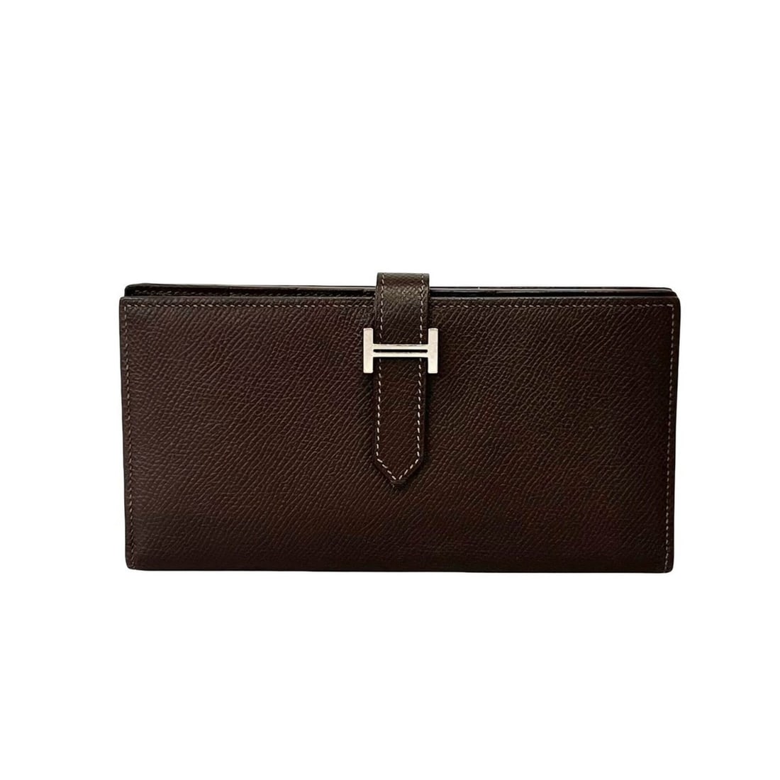 HERMES Bearn Soufflé Veau Epsom Bi-fold Long Wallet, Chocolate Brown, 45603: --- Catalog ---Category: SizeSize (HxWxD): 9cm x 17.5cm x 1.2cm / 3.54'' x 6.88'' x 0.47''Category: DesignType: Long wallet (bi-fold)Color: BrownGender: WomenMaterial: Epsom leather Category: GeneralB