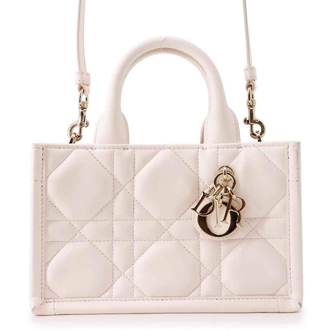 Christian Dior Macro Cannage Book Tote Mini Calf Leather Handbag S5573OWHP_M413 2-way Shoulder Bag: --- Catalog ---Category: SizeWeight: 380g / 13.4oz.Size (HxWxD): 13cm x 21cm x 7.5cm / 5.11'' x 8.26'' x 2.95''Strap Length: 104cm - 119cm / 40.94'' - 46.85''Category: DesignType: HandbagColor: PinkGe