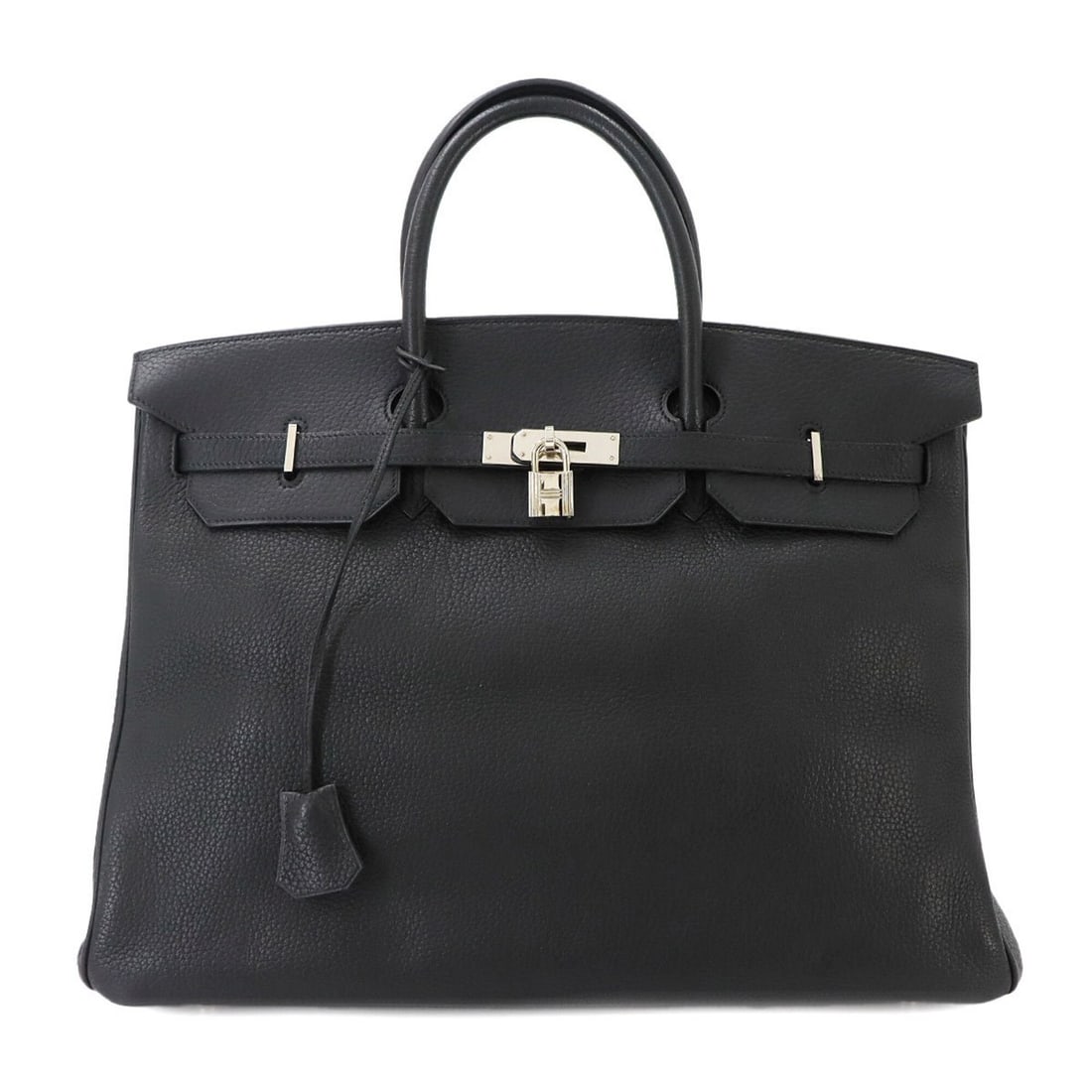 Hermes Birkin 40, Togo leather, black, handbag, ?E stamp, silver hardware.: --- Catalog ---Category: SizeSize (HxWxD): 32cm x 40cm x 20cm / 12.59'' x 15.74'' x 7.87''Category: DesignType: HandbagColor: BlackGender: WomenMaterial: Togo leather Category: GeneralBrand: HermesCou