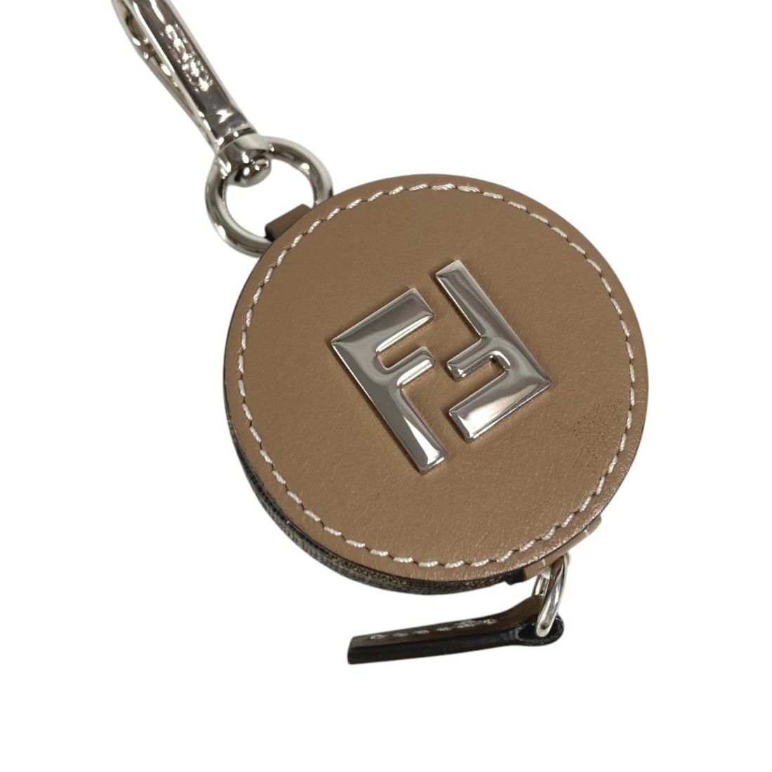 FENDI Zucca FF Logo Measuring Tape Scale Accessory Bag Charm Keychain Leather Men's Women's Brown: --- Catalog ---Category: DesignType: KeyringColor: BrownGender: Men,WomenMaterial: LeatherCategory: GeneralBrand: Fendi--- Item List ---Section: ConditionRanking: Rank SA Used - Hardly any traces of u