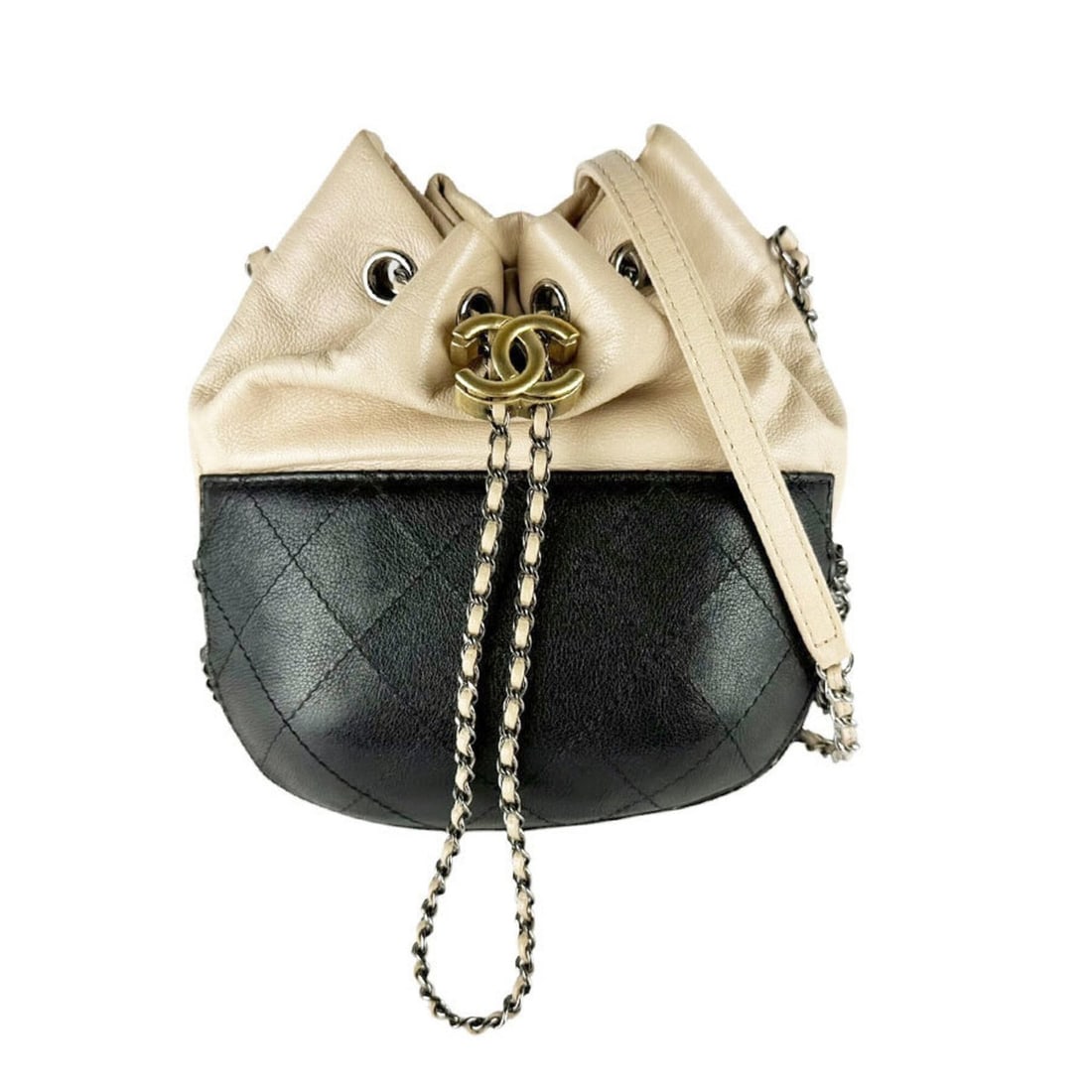 Chanel CHANEL Shoulder Bag Leather Beige Black Women's z10702: --- Catalog ---Category: SizeSize (HxWxD): 20cm x 20cm x 2cm / 7.87'' x 7.87'' x 0.78''Category: DesignType: Shoulder bagColor: Beige, BlackGender: WomenMaterial: Leather Category: GeneralBrand: Chane
