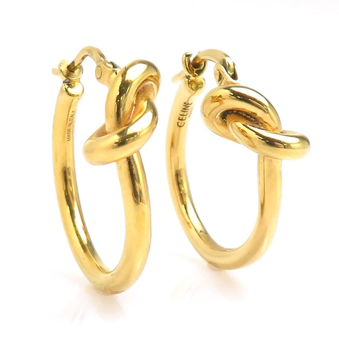 Celine CELINE Earrings Metal Gold Women's 56787k: --- Catalog ---Category: DesignType: Hoop earringsColor: GoldGender: WomenMaterial: MetalCategory: GeneralBrand: Celine--- Item List ---Section: ConditionRanking: Rank AB Used - Traces of usage, scrat