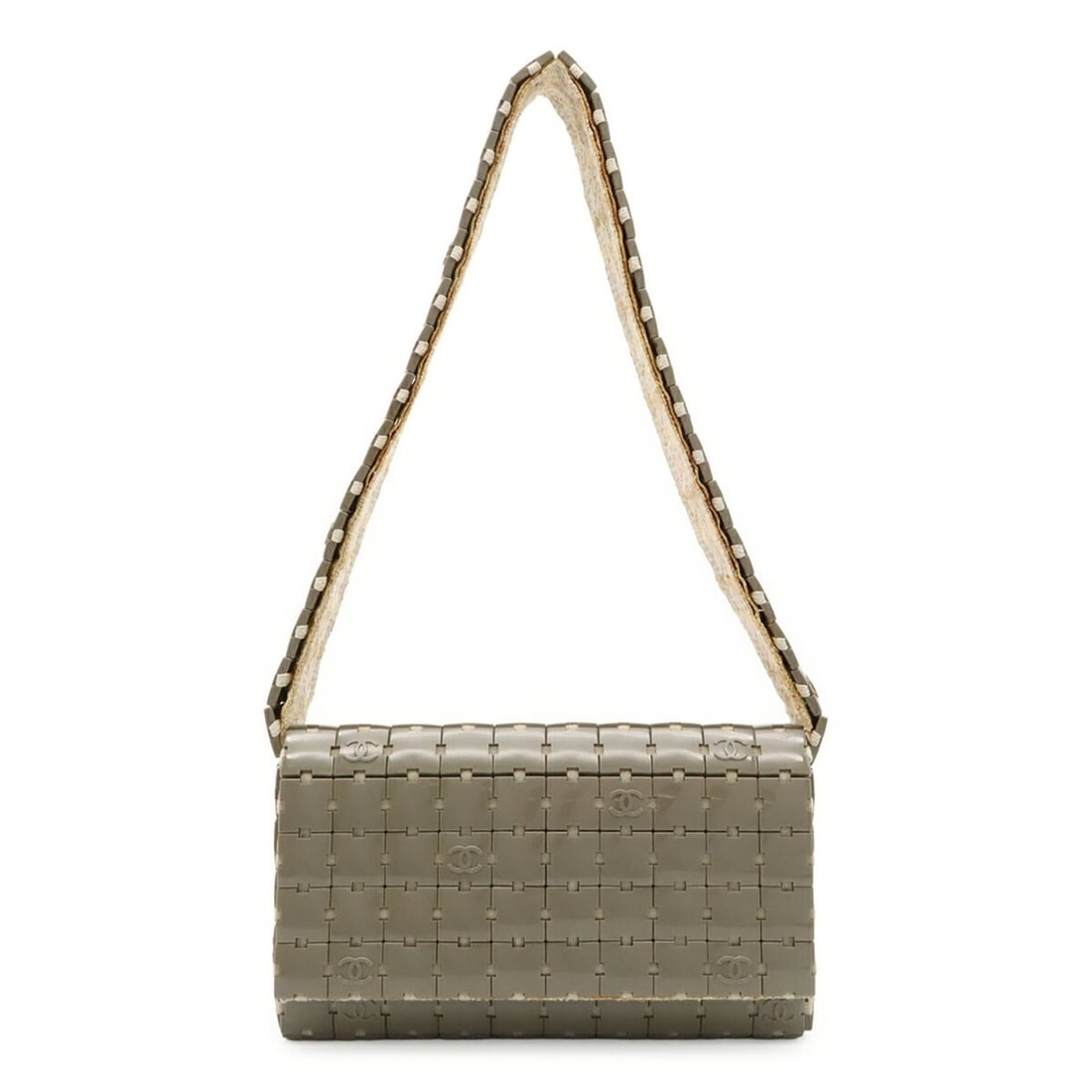 CHANEL Puzzle Coco Mark Shoulder Bag, Plastic Canvas, Greige: --- Catalog ---Category: SizeSize (HxWxD): 15.5cm x 26cm x 6cm / 6.1'' x 10.23'' x 2.36''Category: DesignType: Shoulder bagColor: GrayishGender: WomenMaterial: Plastic Category: GeneralBrand: ChanelCo