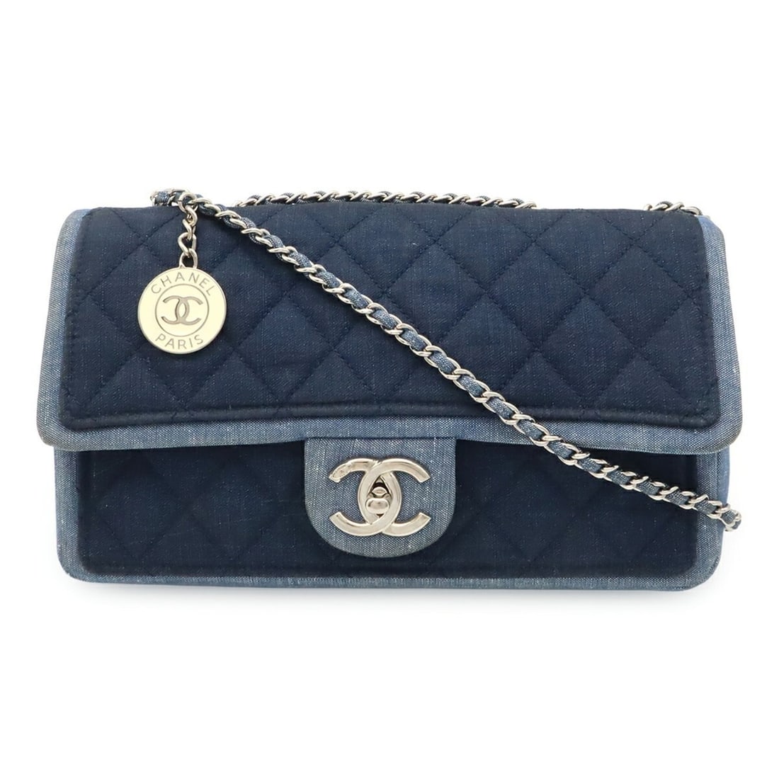 CHANEL Chanel Medallion Matelassé Coco Mark Double Chain Shoulder Bag, Denim Blue, A92216: --- Catalog ---Category: SizeSize (HxWxD): 16cm x 26.5cm x 6cm / 6.29'' x 10.43'' x 2.36''Category: DesignType: Shoulder bagColor: BlueGender: WomenMaterial: Denim Category: GeneralMPN: A92216Brand: C